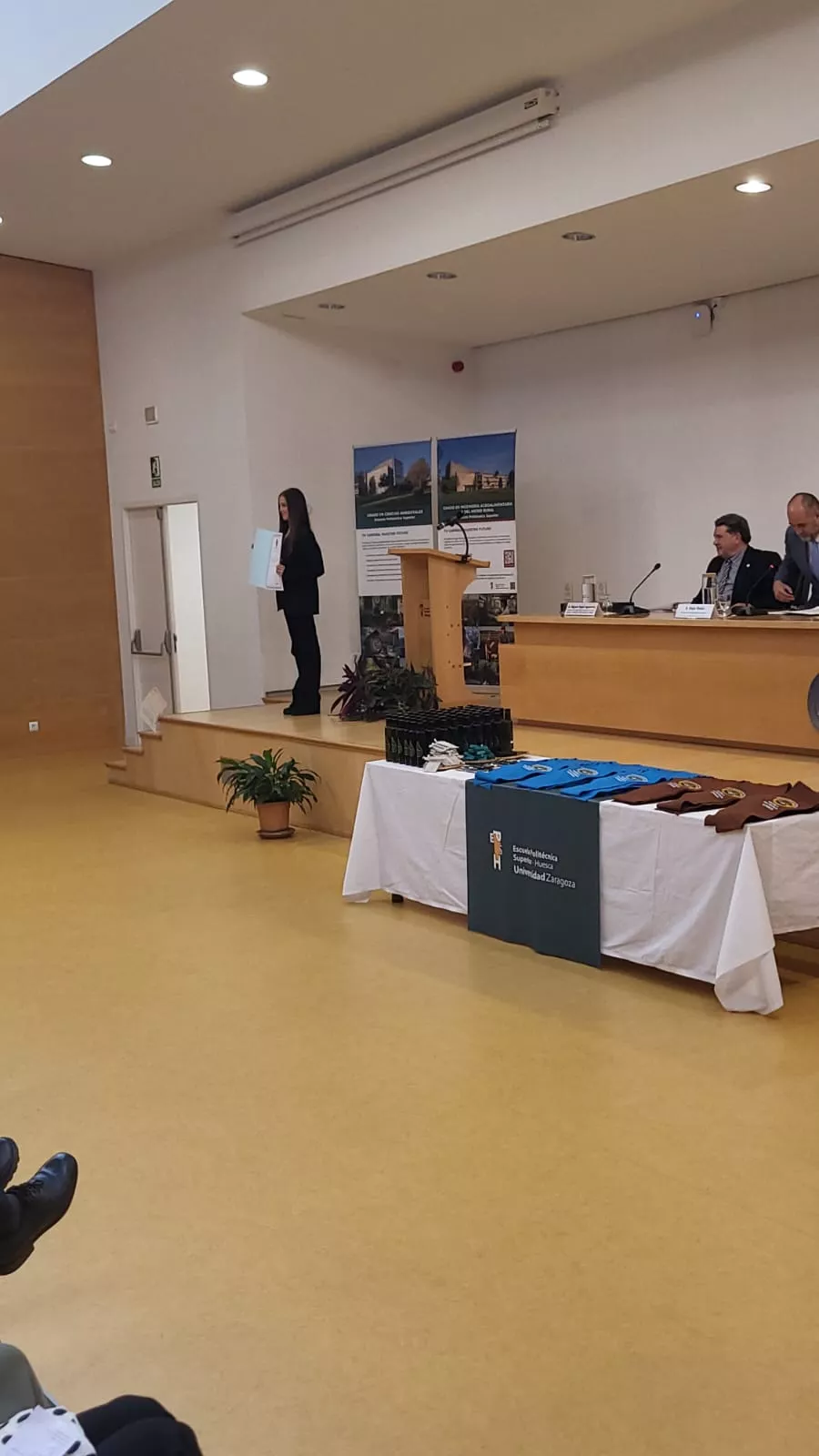 Ceremonia de graduación y reconocimientos en la Escuela Politécnica Superior