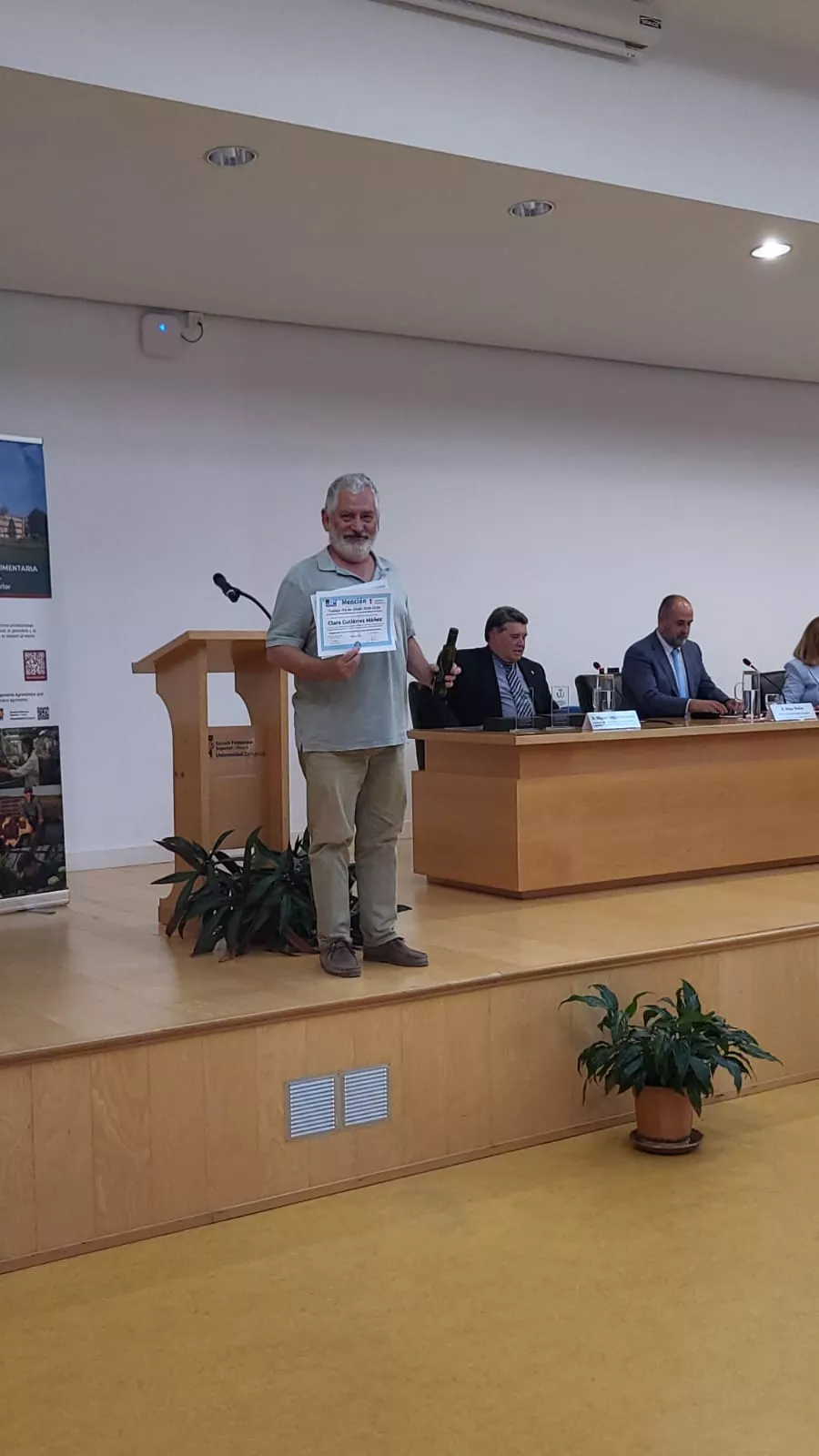 Ceremonia de graduación y reconocimientos en la Escuela Politécnica Superior