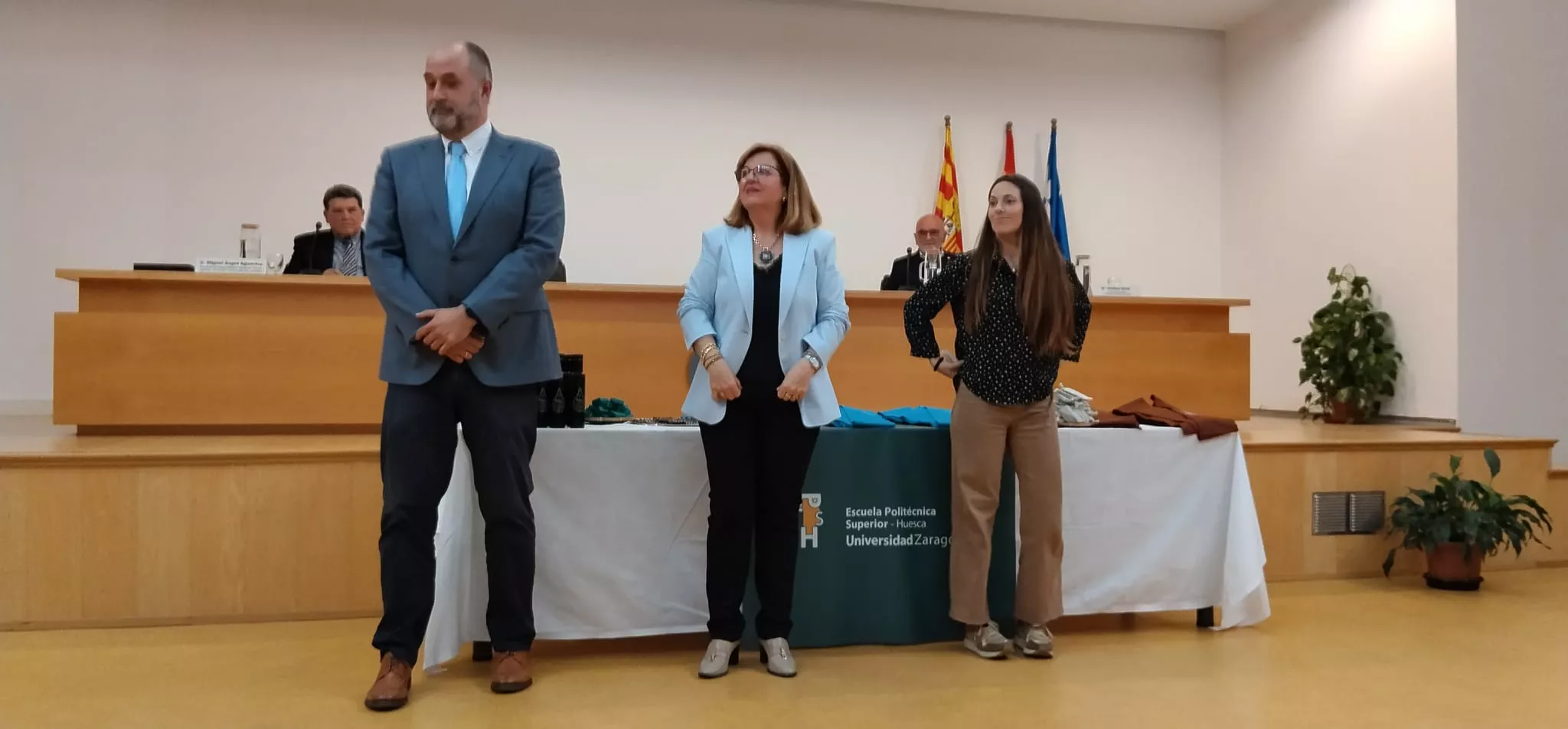 Ceremonia de graduación y reconocimientos en la Escuela Politécnica Superior
