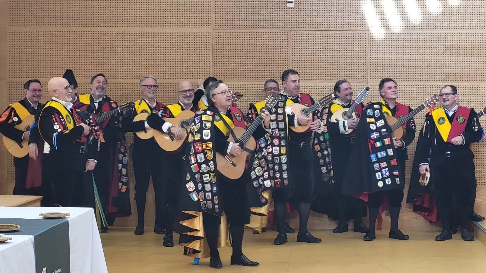 Ceremonia de graduación y reconocimientos en la Escuela Politécnica Superior