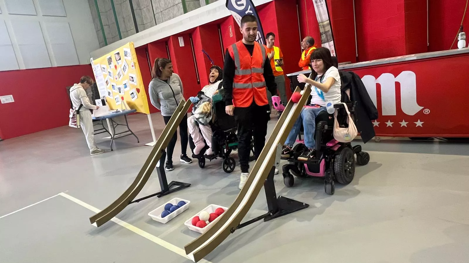  Premarcha Aspace en el Palacio de Congresos de Huesca. Foto Mercedes Manterola