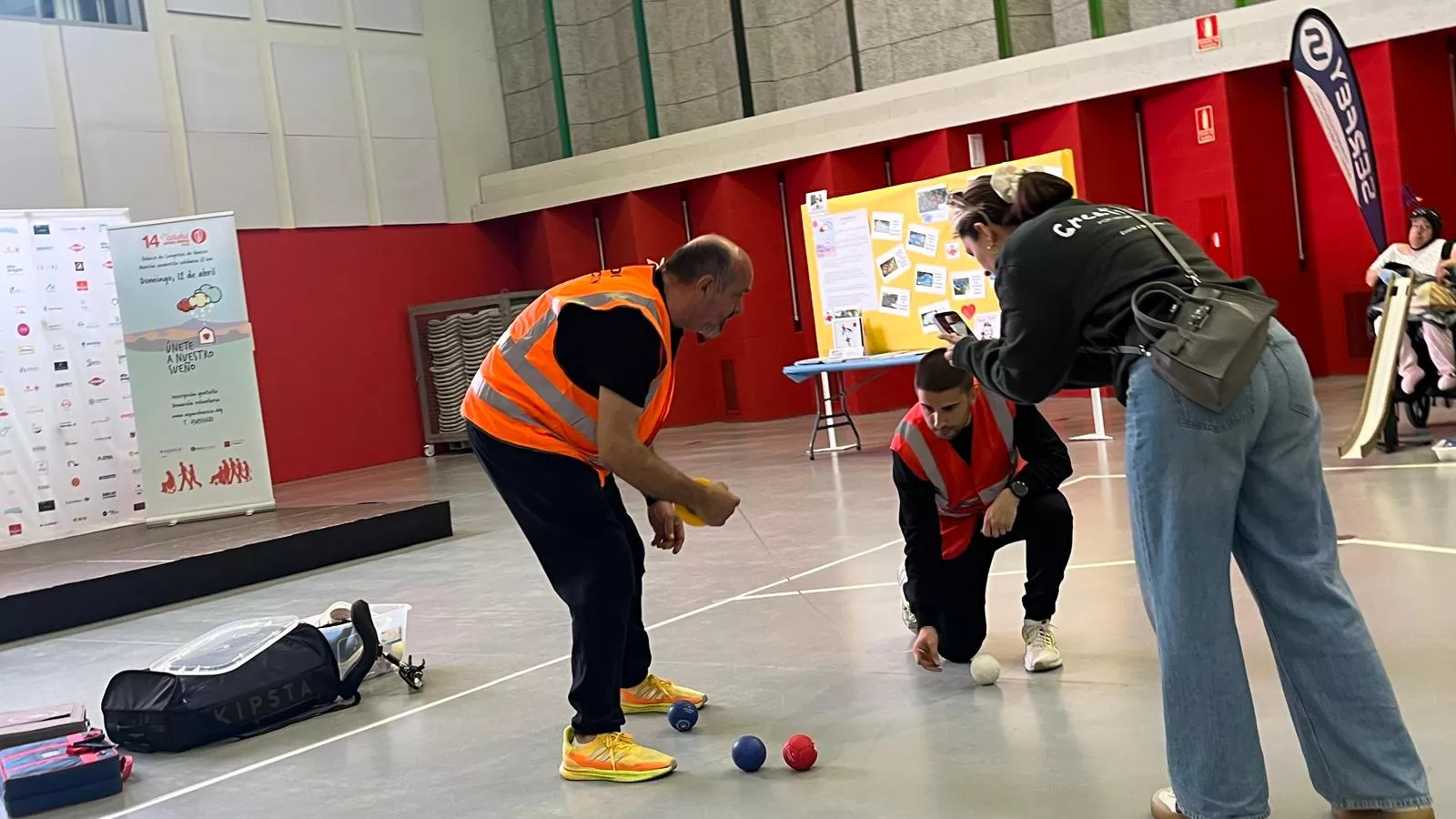  Premarcha Aspace en el Palacio de Congresos de Huesca. Foto Mercedes Manterola
