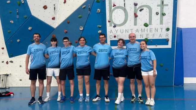 Equipo del Club Badminton Binéfar.