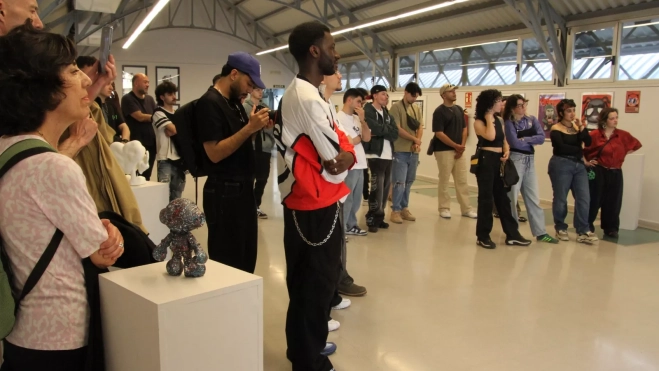 Karalang, en primer término. Foto Carlos Neofato