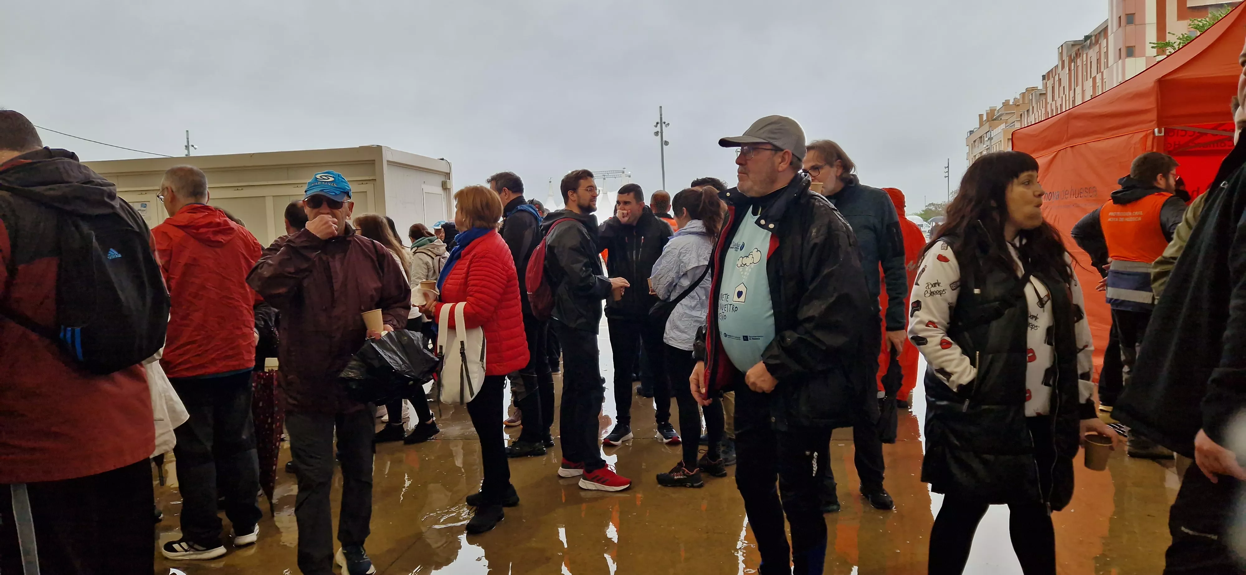 Salida de la 14ª Marcha Aspace Huesca. Foto Myriam Martínez