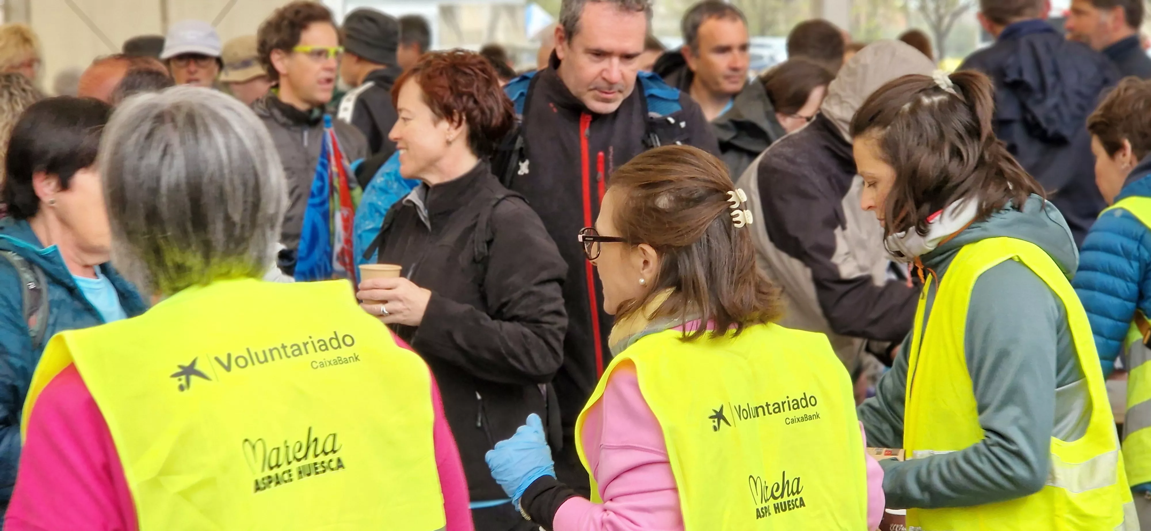 Salida de la 14ª Marcha Aspace Huesca. Foto Myriam Martínez