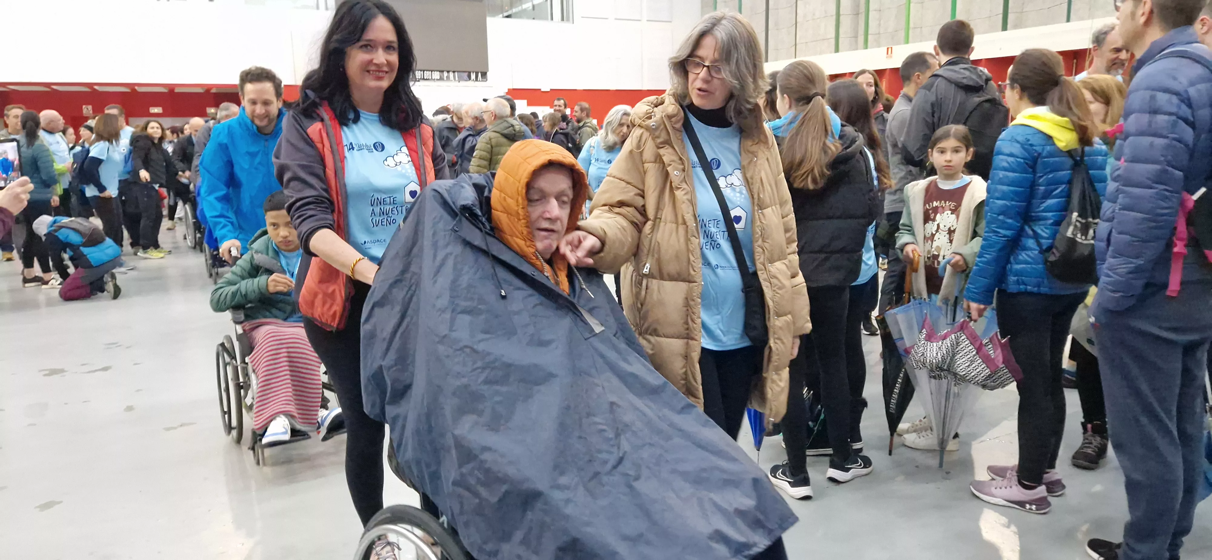 Salida de la 14ª Marcha Aspace Huesca. Foto Myriam Martínez