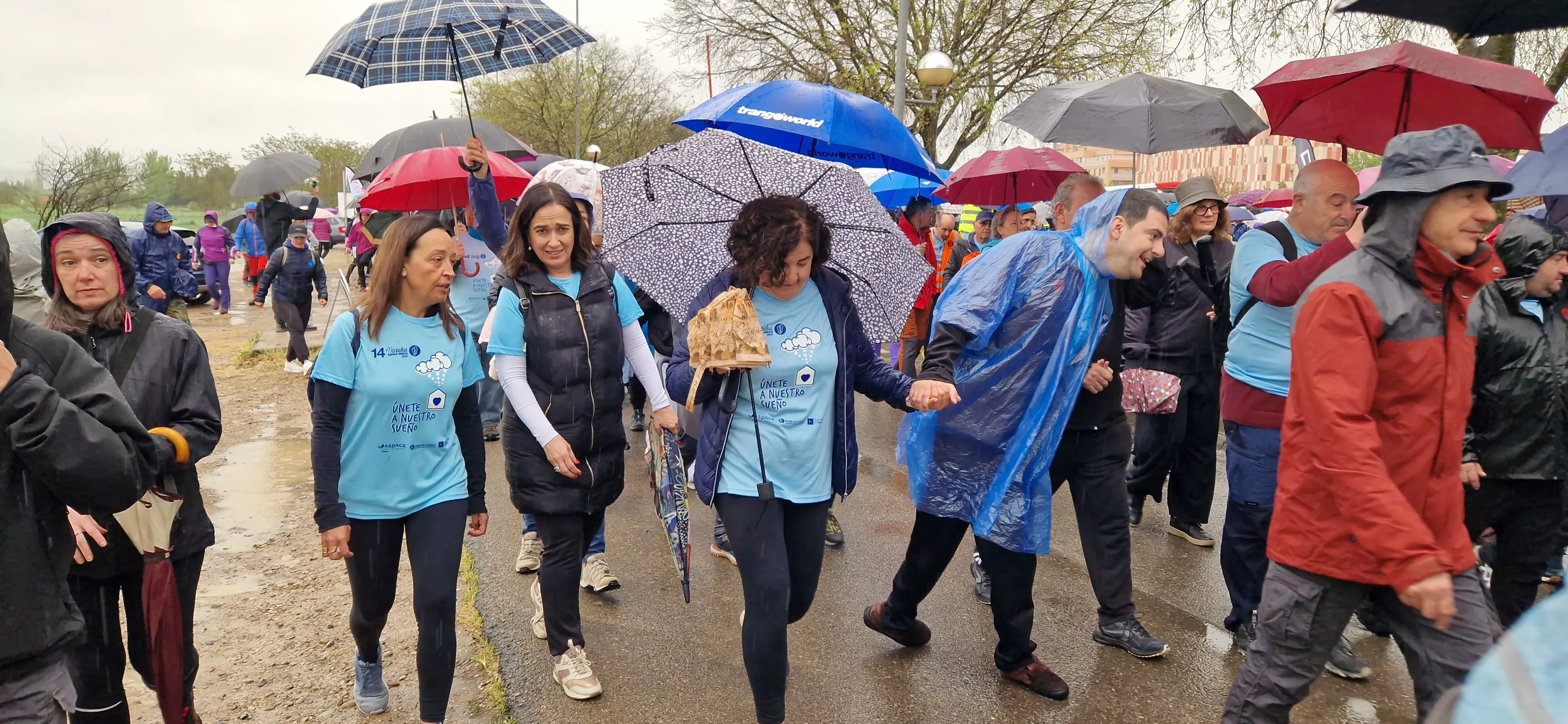Salida de la 14ª Marcha Aspace Huesca. Foto Myriam Martínez