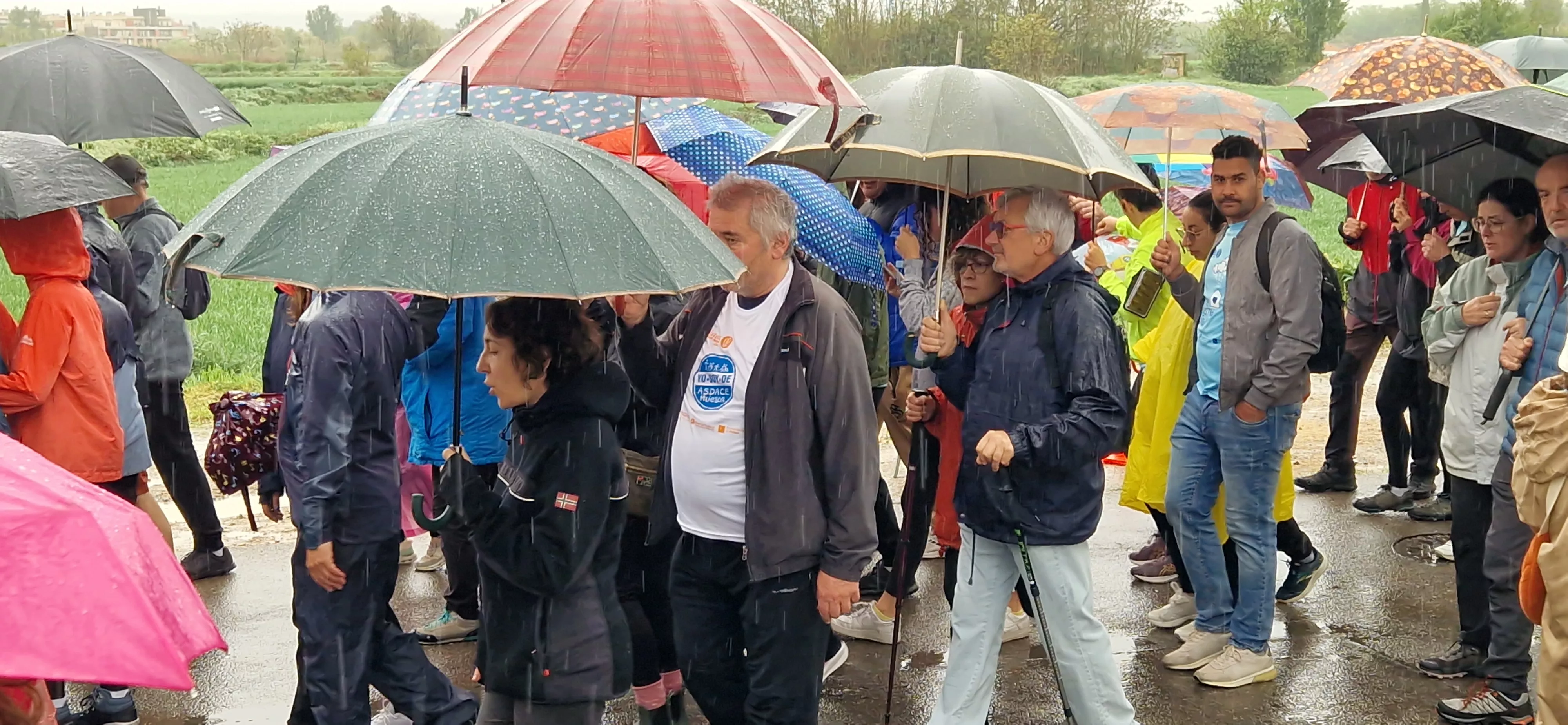 Salida de la 14ª Marcha Aspace Huesca. Foto Myriam Martínez