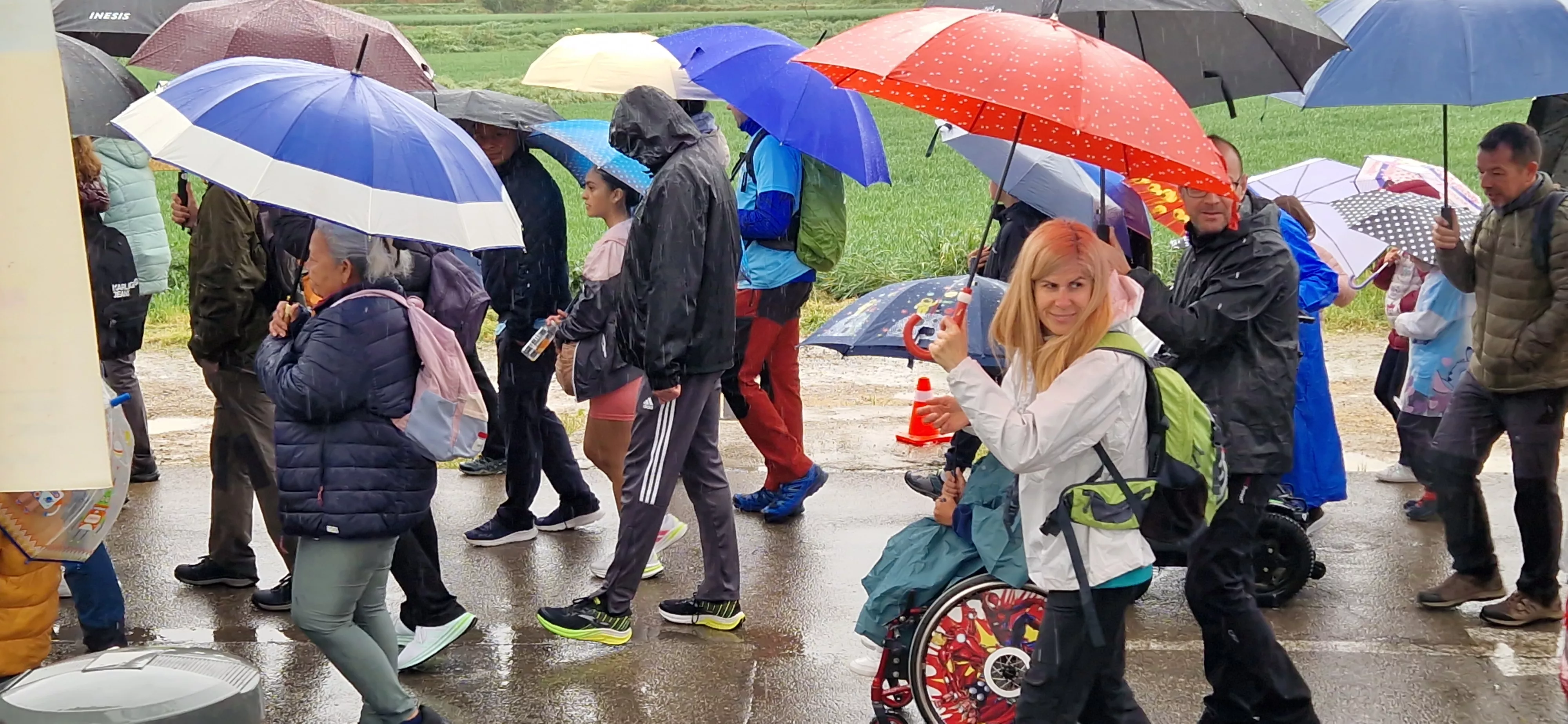 Salida de la 14ª Marcha Aspace Huesca. Foto Myriam Martínez