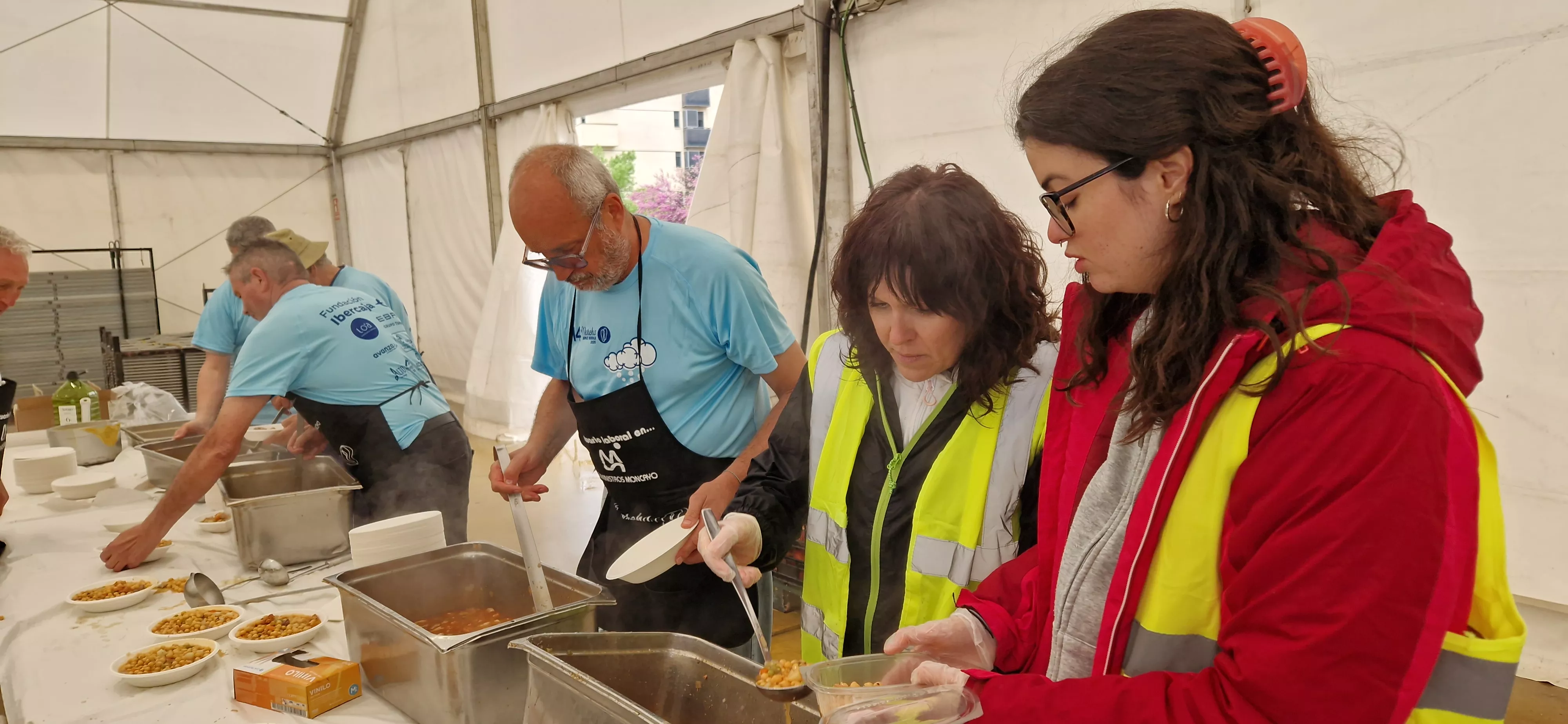 Comida de la 14ª Marcha Aspace. Foto Myriam Martínez