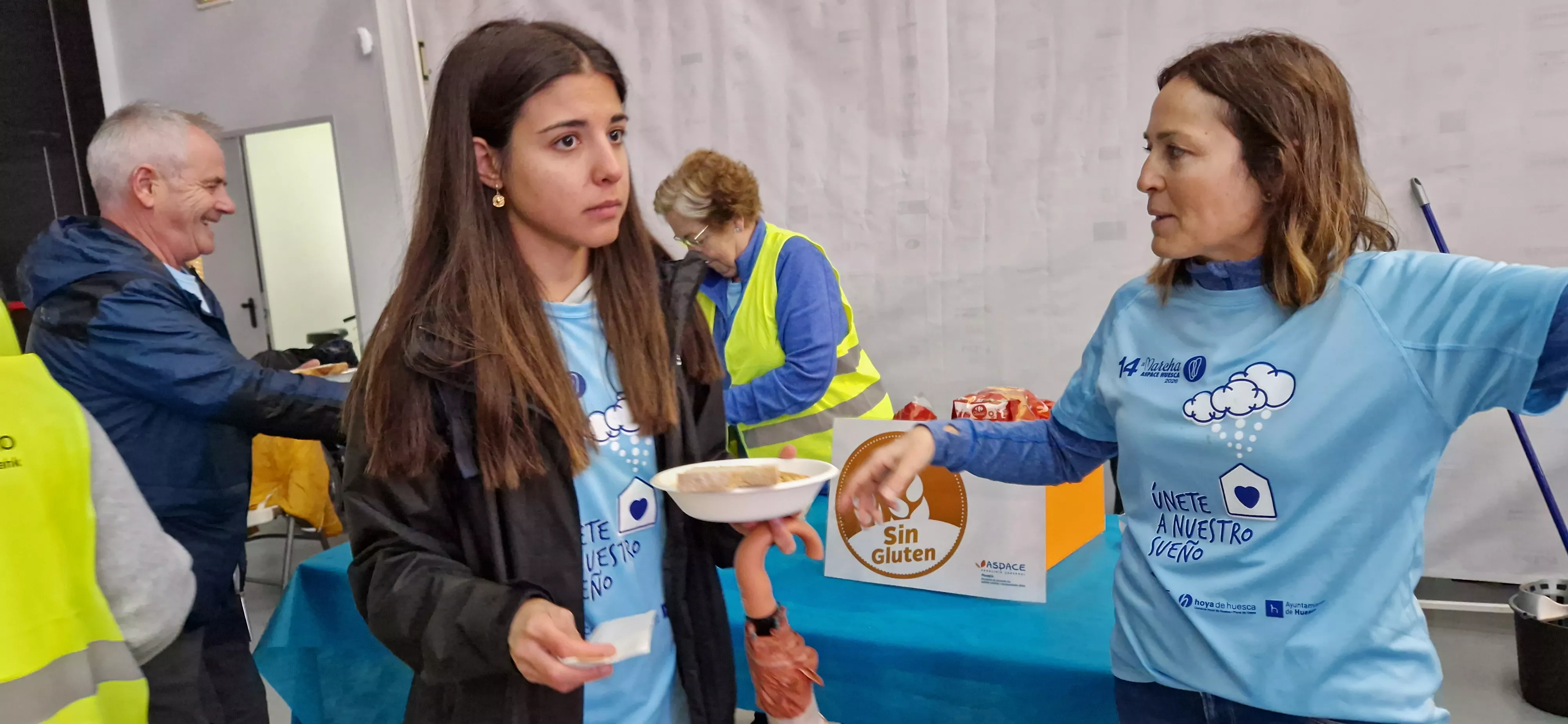 Comida de la 14ª Marcha Aspace. Foto Myriam Martínez