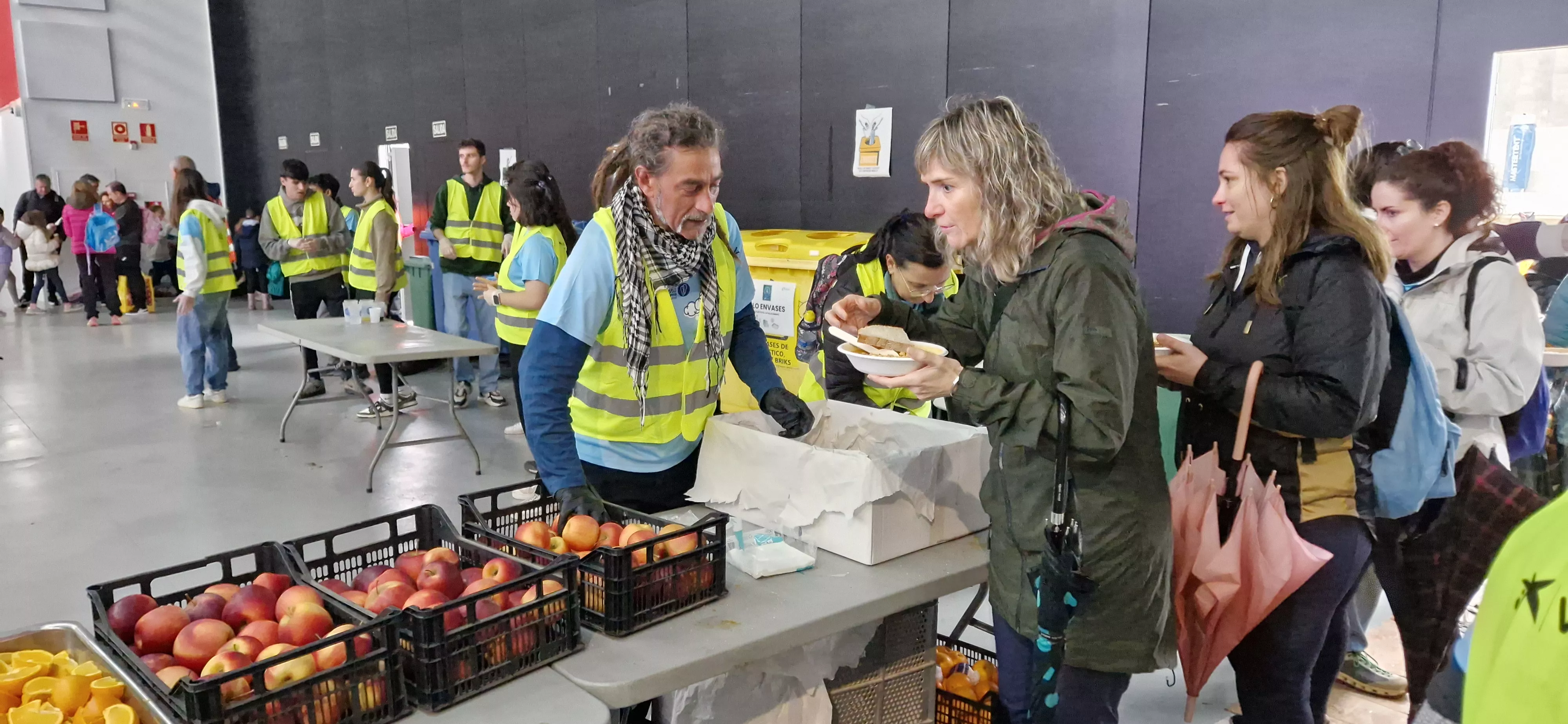 Comida de la 14ª Marcha Aspace. Foto Myriam Martínez
