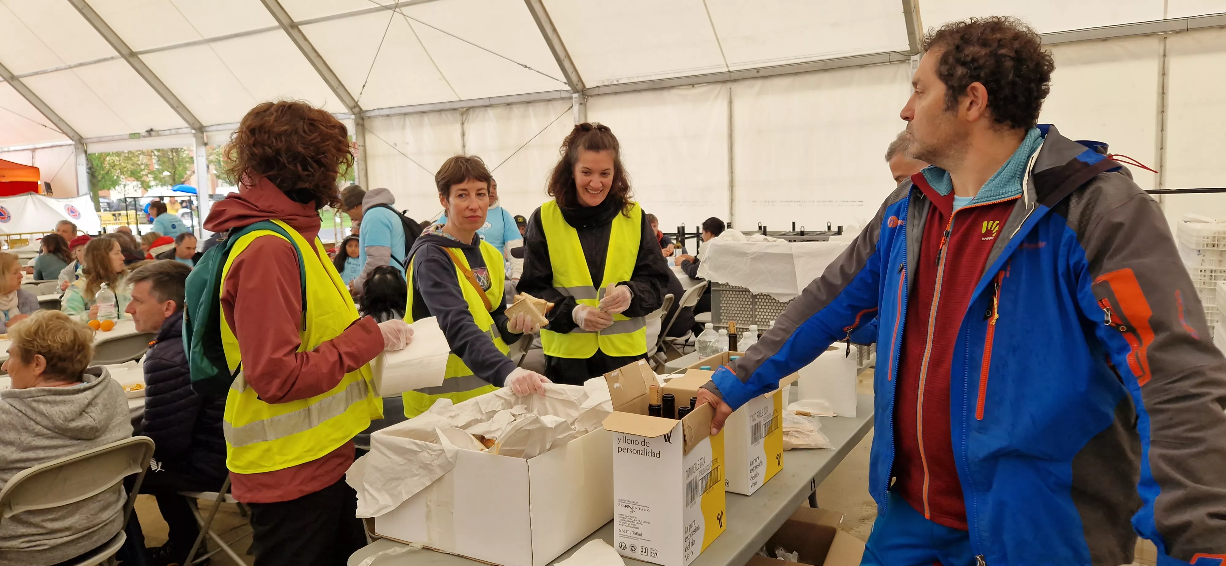 Comida de la 14ª Marcha Aspace. Foto Myriam Martínez