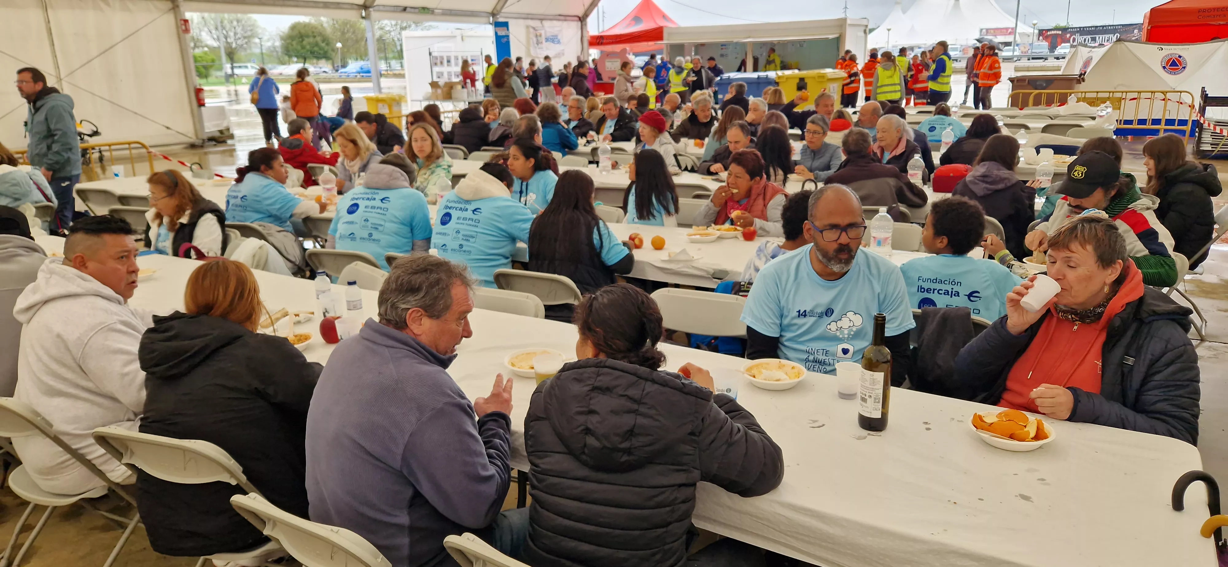 Comida de la 14ª Marcha Aspace. Foto Myriam Martínez