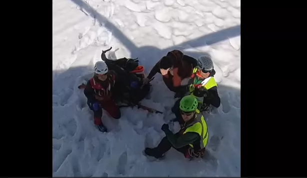 Un esquiador herido en el Aneto y otro rescate en la cerrada Senda de los Cazadores.