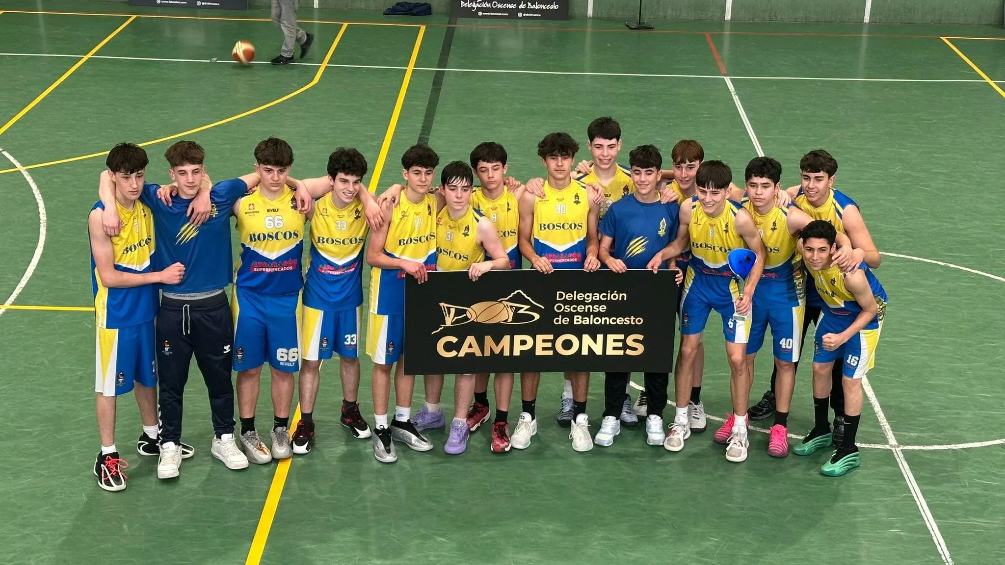 Boscos, campeones cadetes de baloncesto