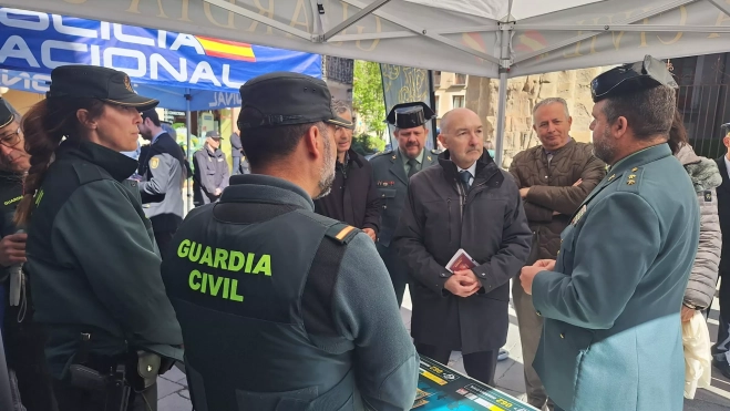 La campaña se ha presentado este lunes en la plaza de la Catedral de Jaca.