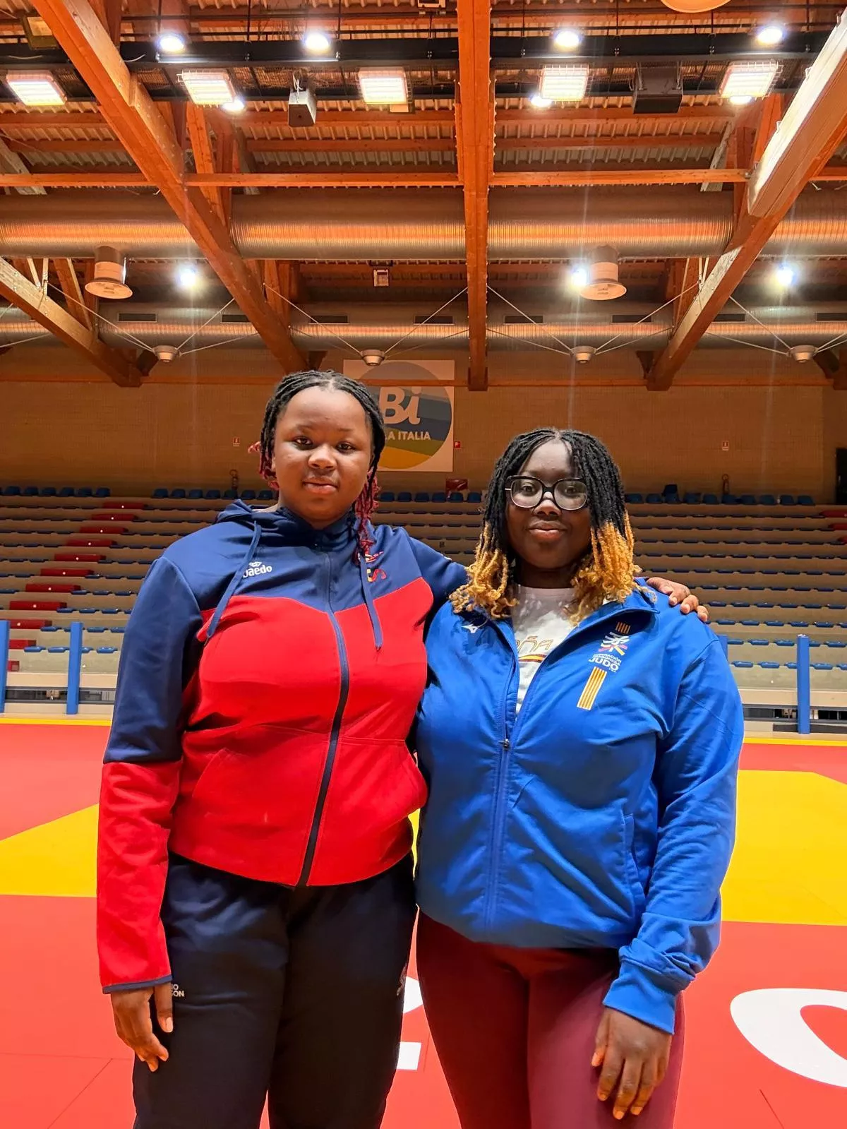 Las hermanas Coulibaly en Italia.