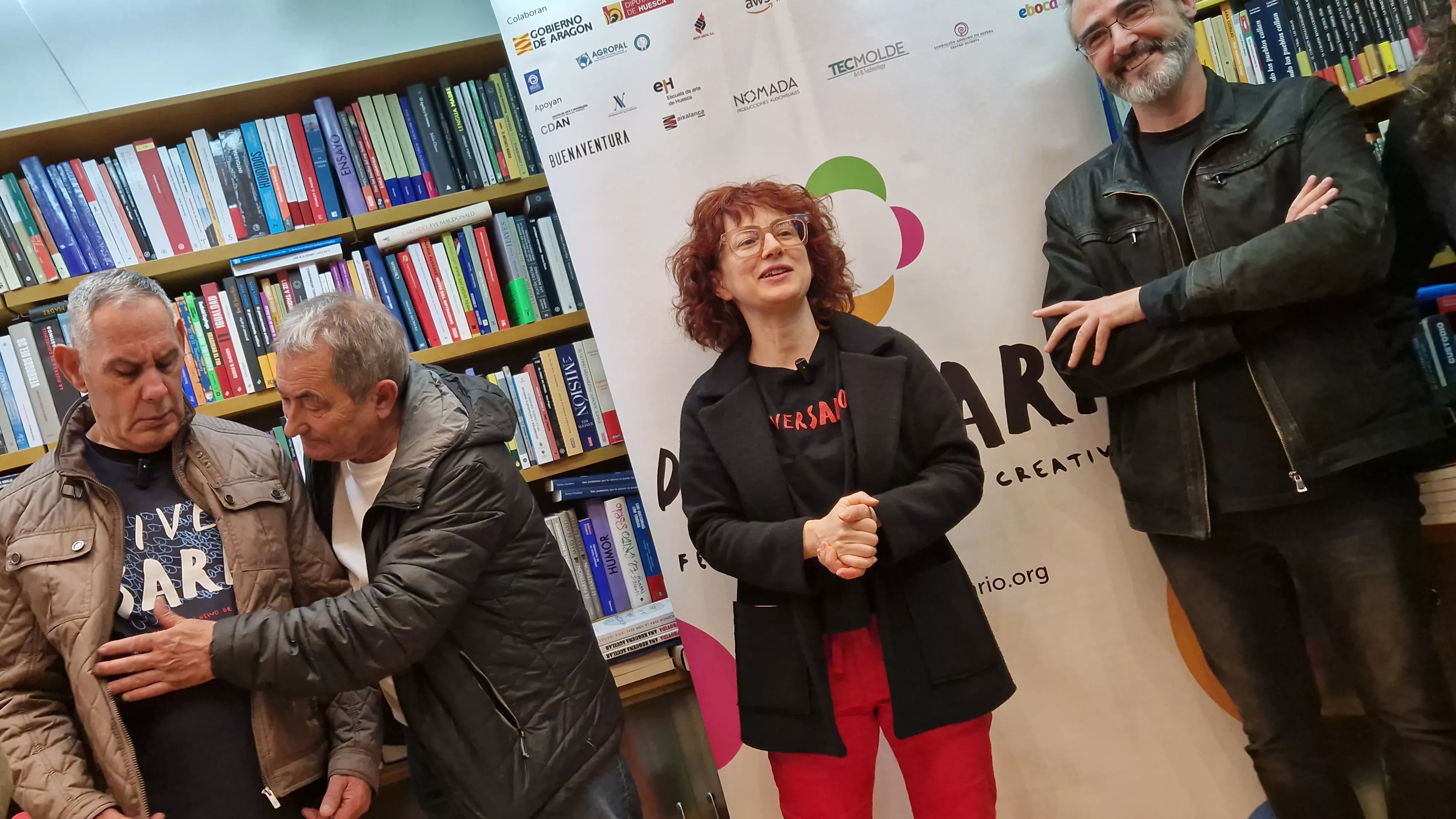 "Con A de Antonio", la exposición de Diversario en la librería Anónima. Foto Myriam Martínez