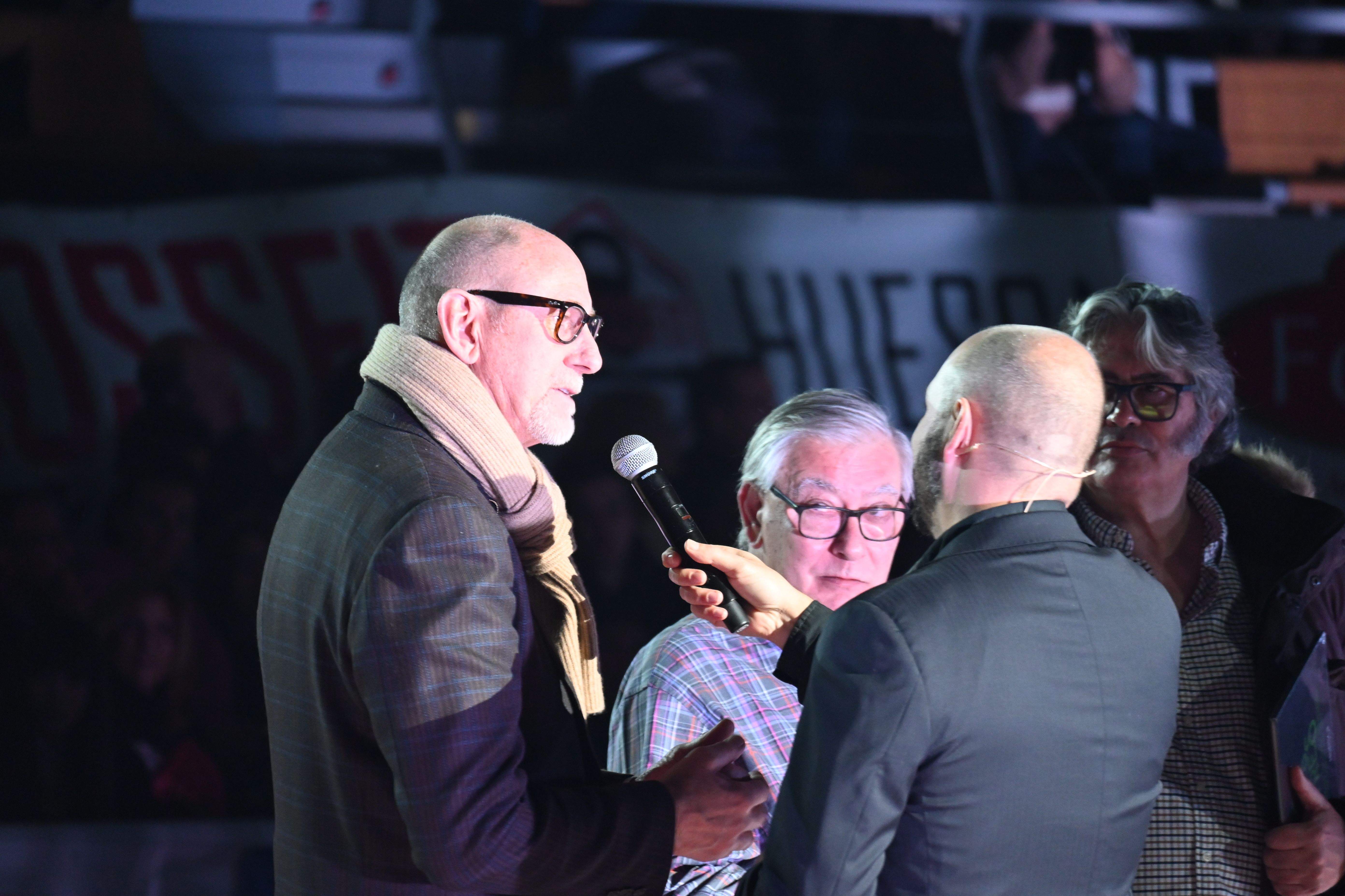 Fiesta en el Palacio de los Deportes de Huesca con La Magia en el recuerdo. Foto Carlos Jalle
