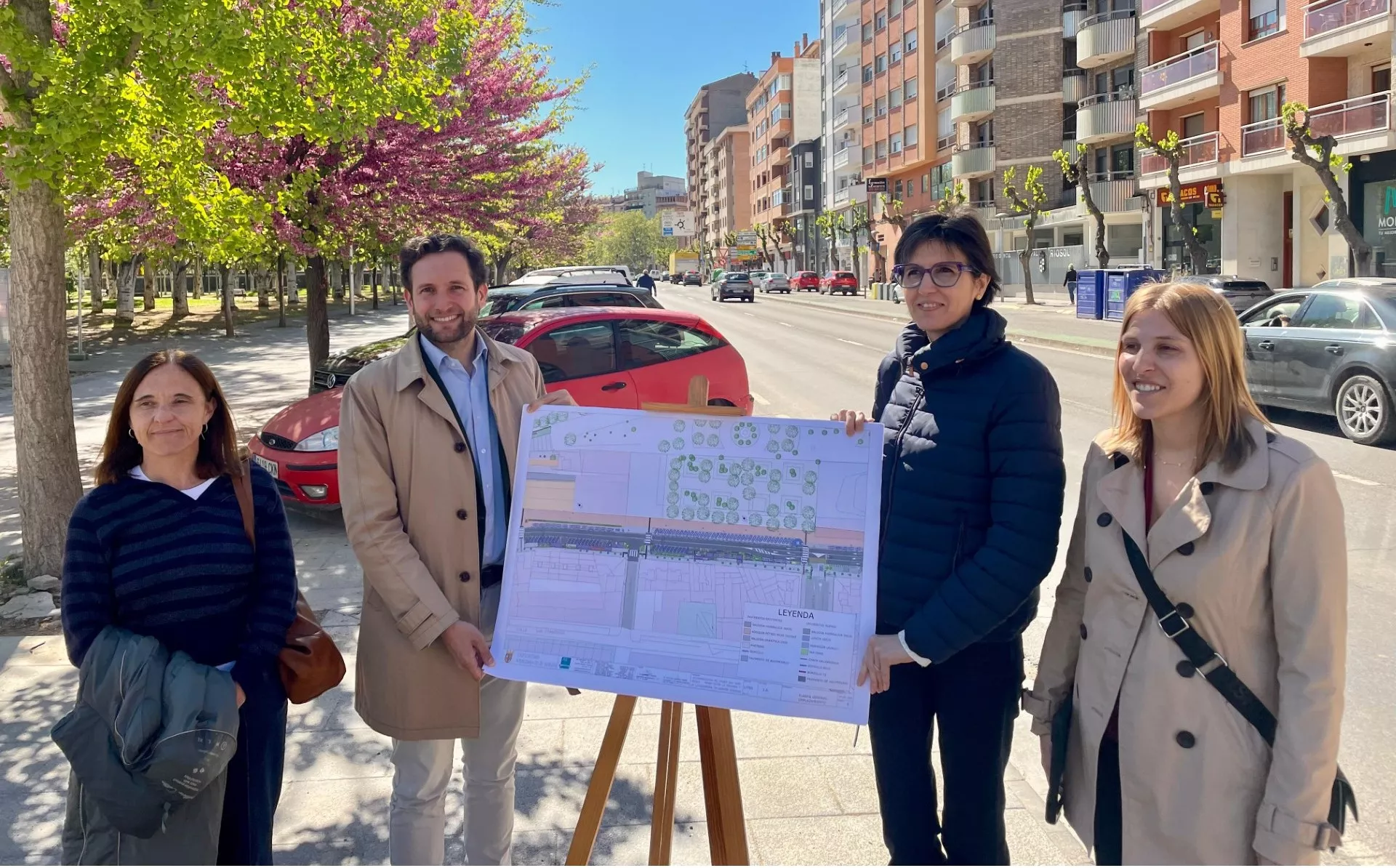 Monzón da el último impulso a la transformación del paseo San Juan Bosco.