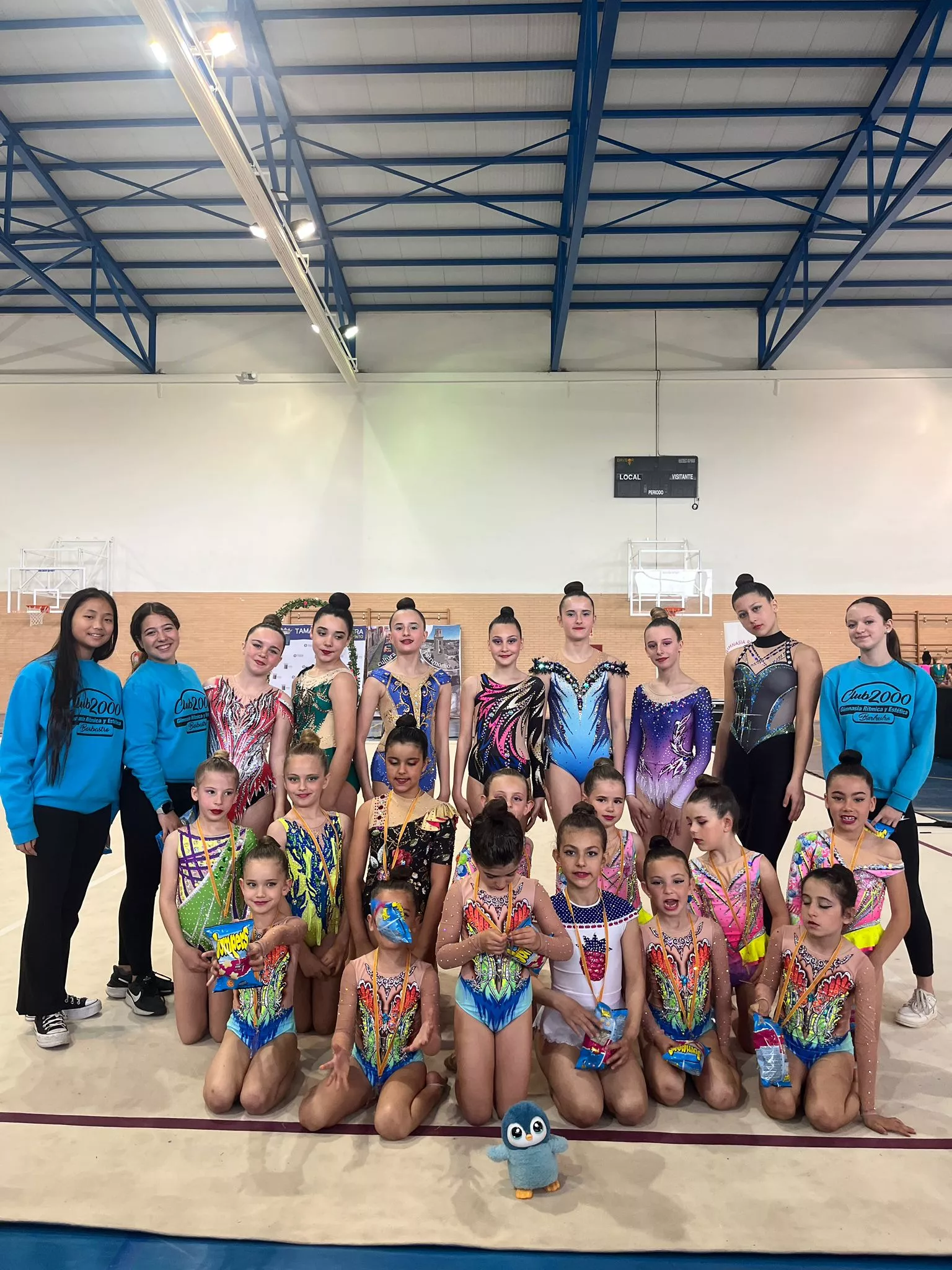 Gimnastas y podios del Club 2000 Barbastro 
