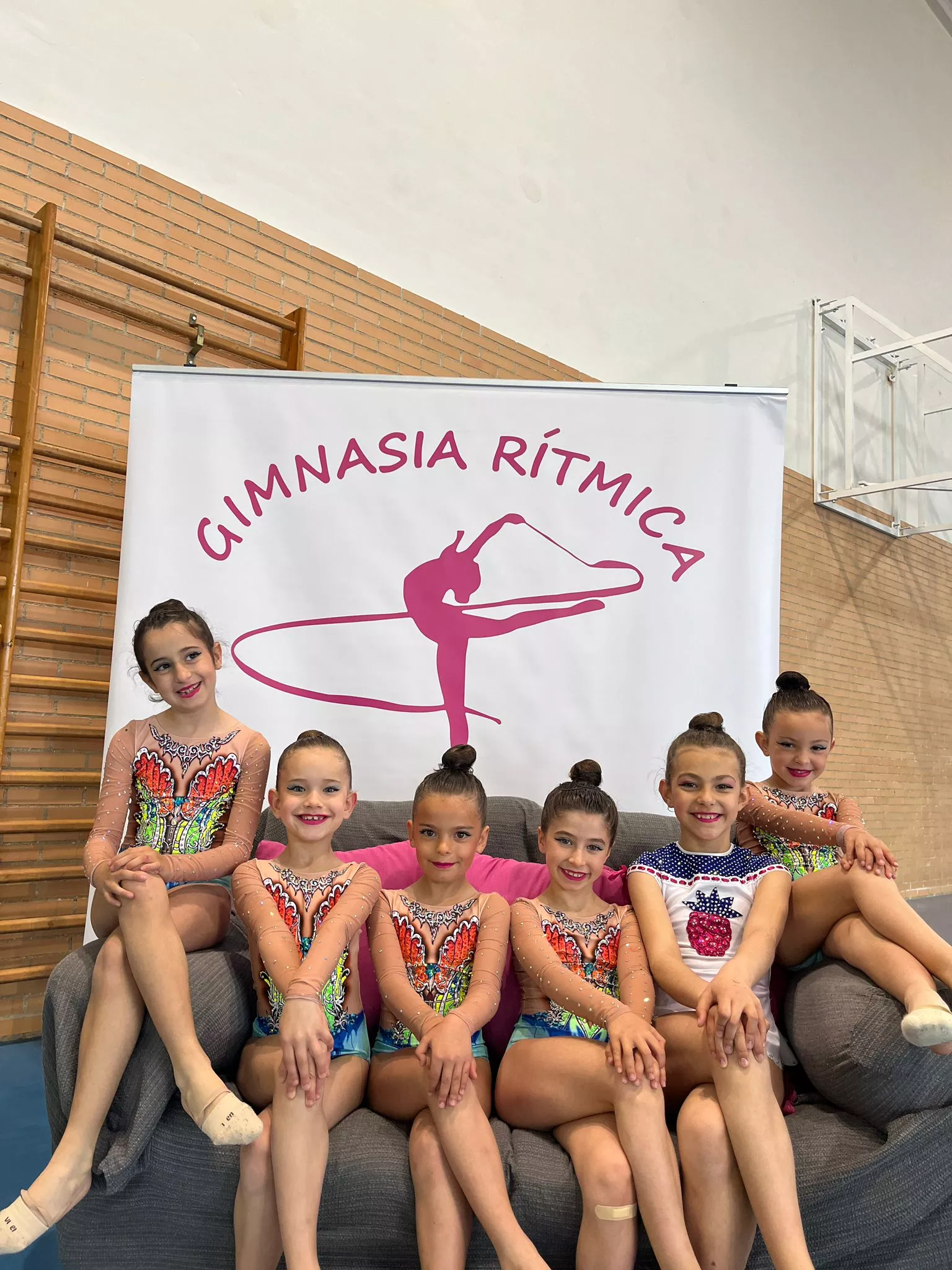 Gimnastas y podios del Club 2000 Barbastro 