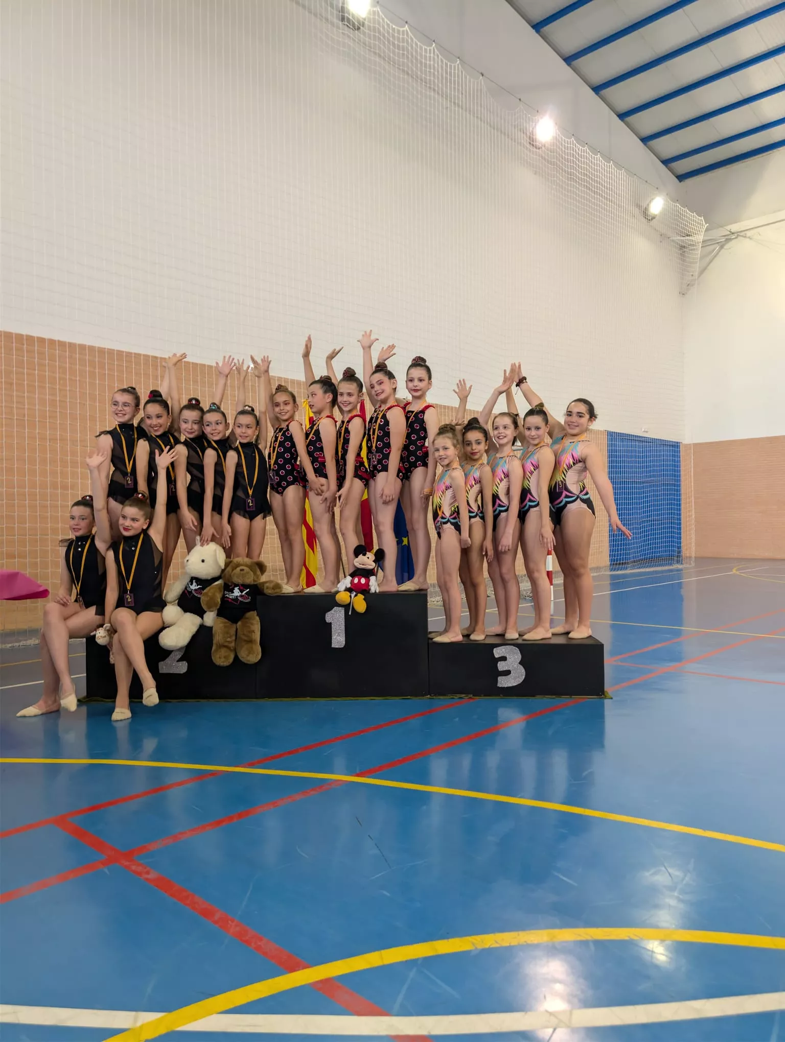 Gimnastas y podios de Espacio Rítmica 