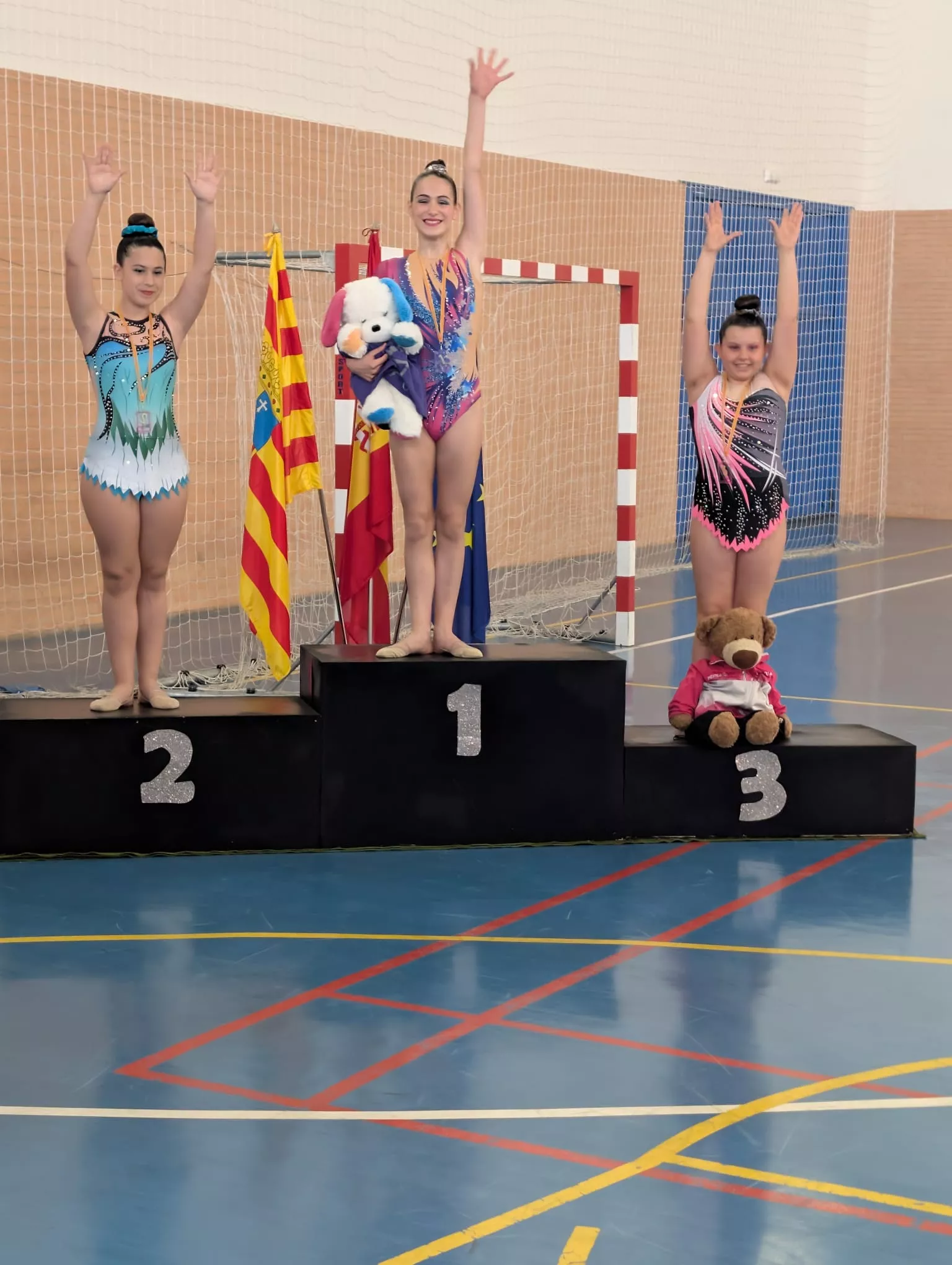 Gimnastas y podios de Espacio Rítmica 
