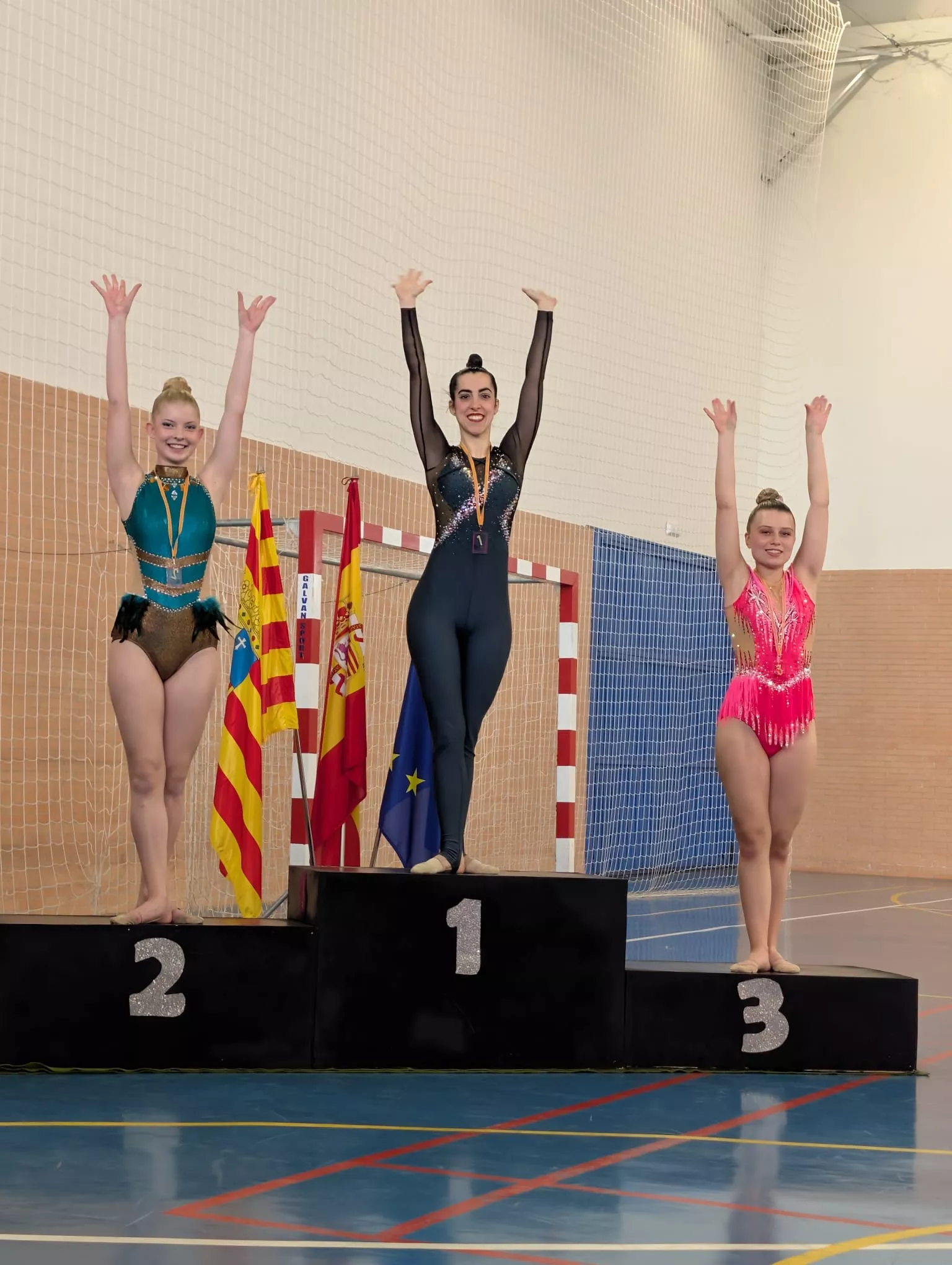 Gimnastas y podios de Espacio Rítmica 