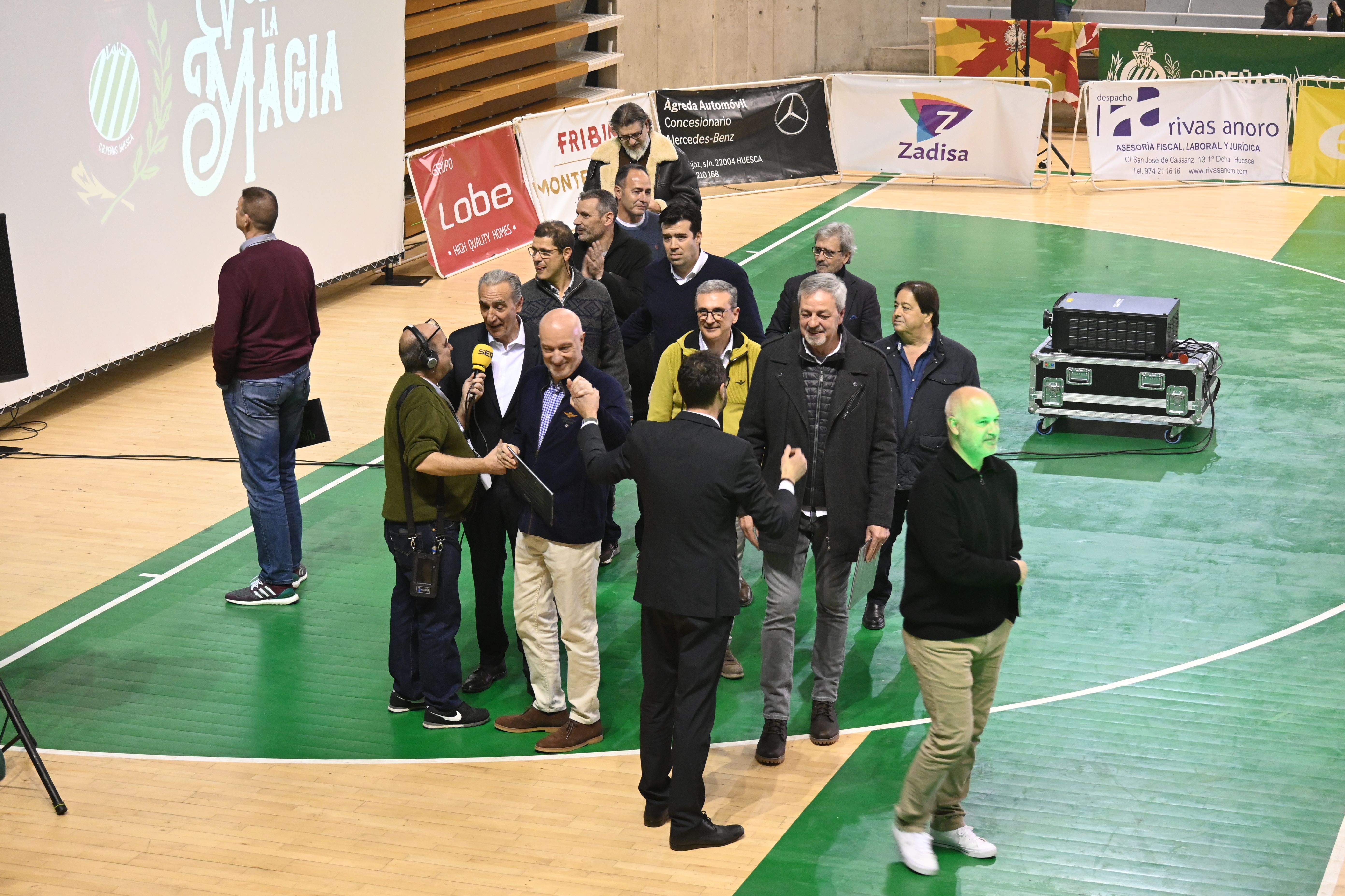 Fiesta en el Palacio de los Deportes de Huesca con La Magia en el recuerdo. Foto Carlos Jalle