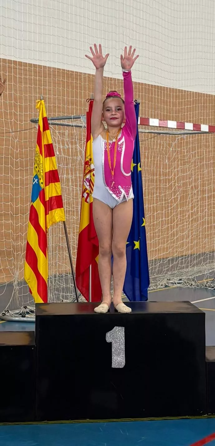 Gimnastas y podios Jacetano GRD