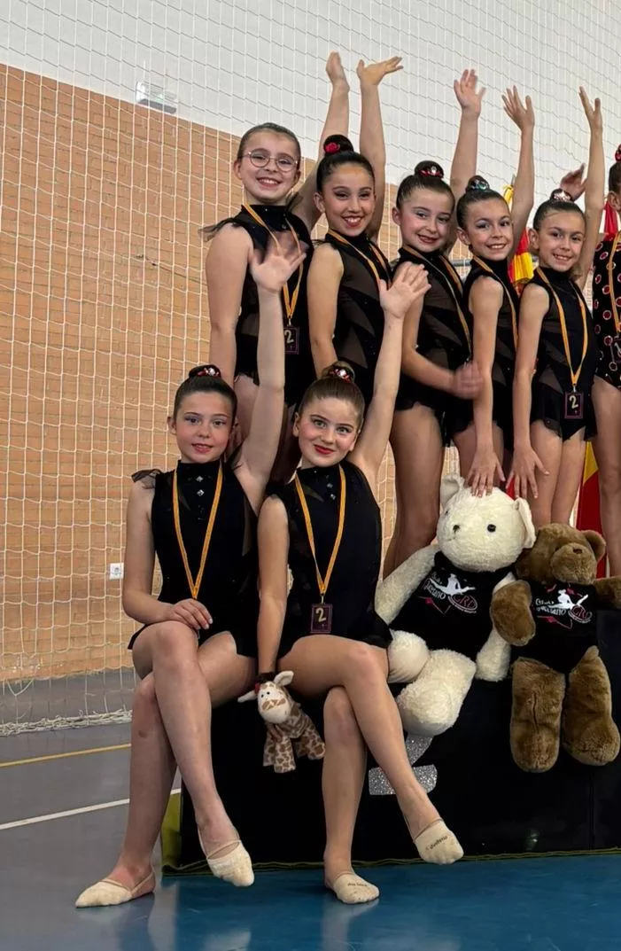 Gimnastas y podios Jacetano GRD