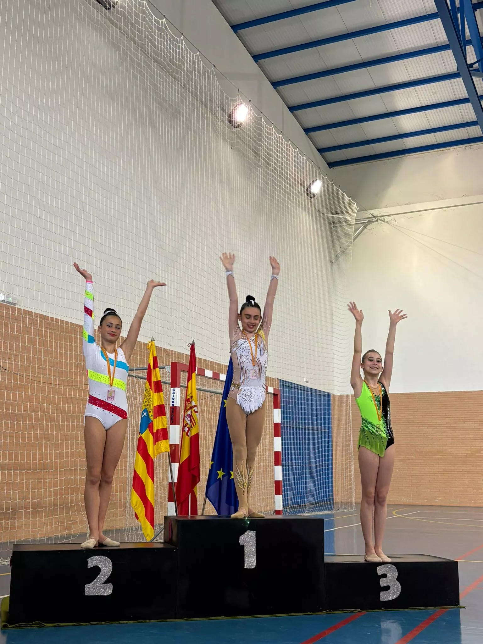 Gimnastas y podios Jacetano GRD 