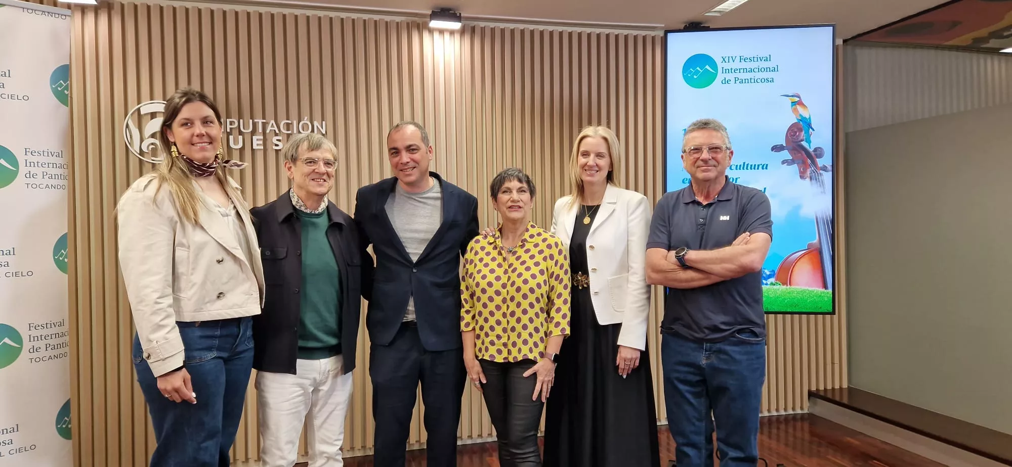 Mónica Belío, Francisco García Esteban, Carlos Sampériz, Carmen Esteban, Laura Prada y Martí Rafel han presentado el Festival de Panticosa. Foto Myriam Martínez
