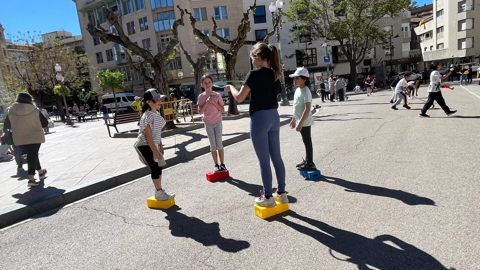 Celebración en Huesca del Día del Juego en la Calle. Foto Mercedes Manterola