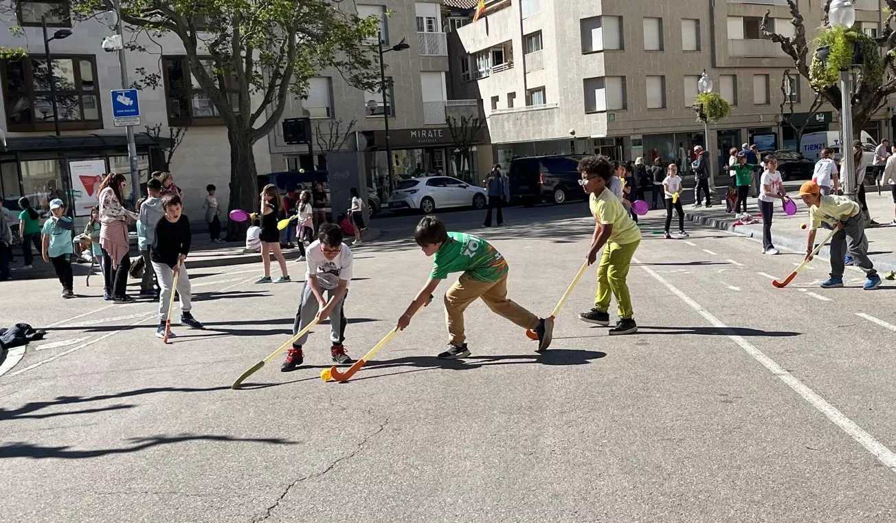 Celebración en Huesca del Día del Juego en la Calle. Foto Mercedes Manterola