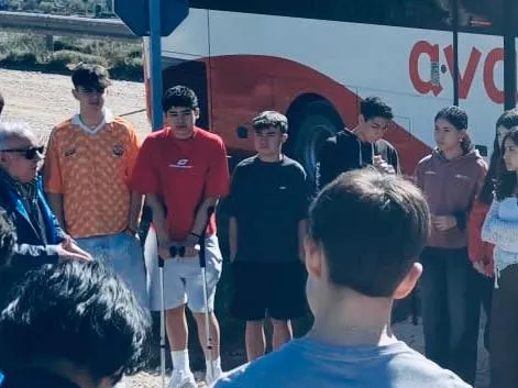 Jornada del Rotary Club de Huesca y Salesianos para plantar 300 árboles en Vicién