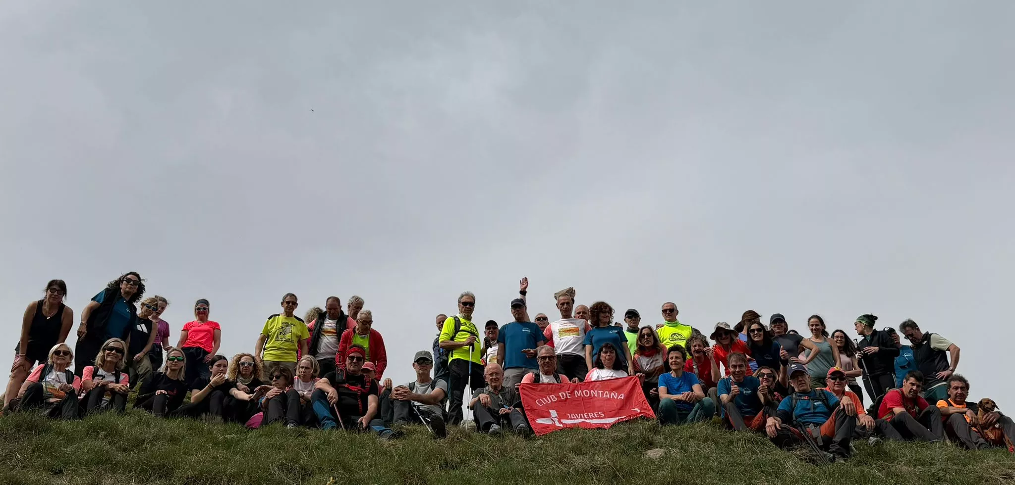 12 retos, 12 cimas, esta vez en Pico Loma Plana o el Tozal de la Pardina. Foto Javieres