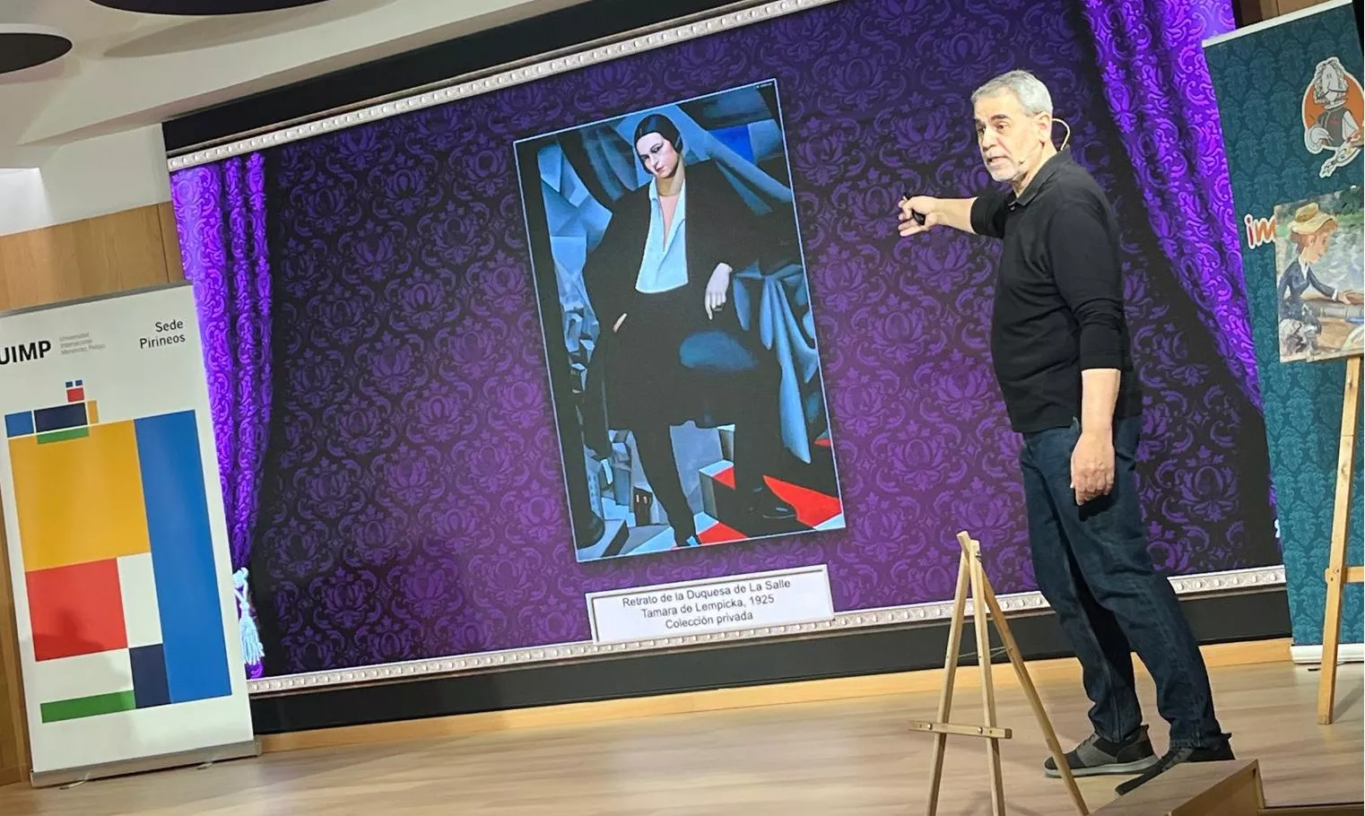 Agustín Lorés viaja con nombre de mujer por la historia del arte en Huesca. Foto Mercedes Manterola