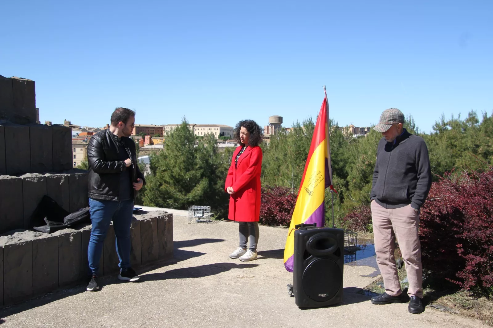 Actos celebrados por el CRMAHU el 14 de abril. Foto Carlos Neofato