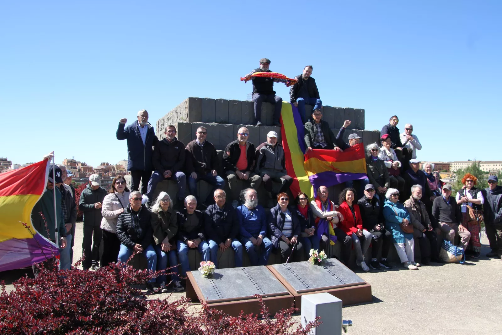 Actos celebrados por el CRMAHU el 14 de abril. Foto Carlos Neofato