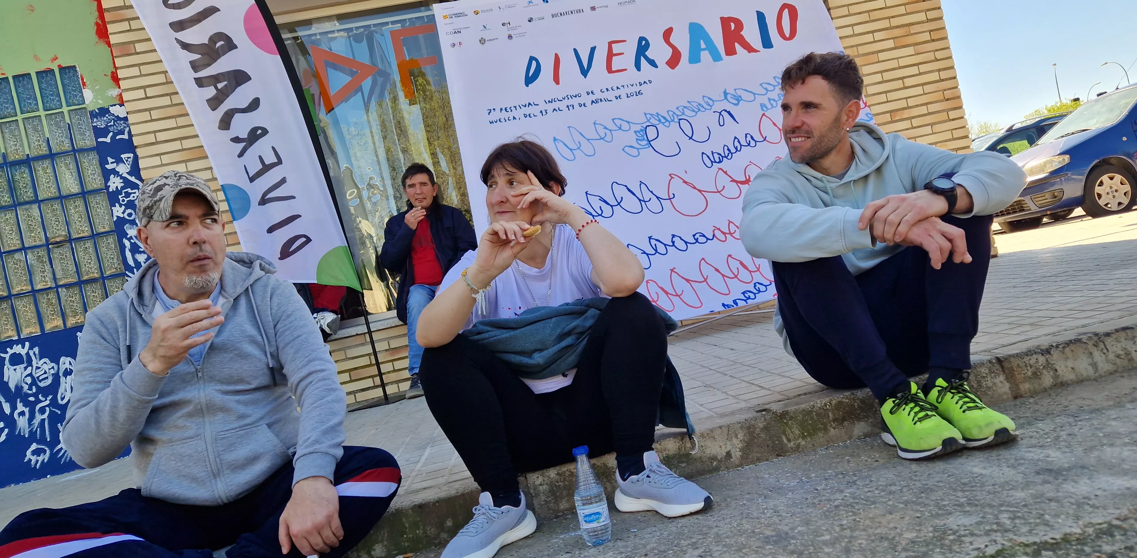 Inauguración del mural de Tere Sempere en Diversario. Foto Myriam Martínez