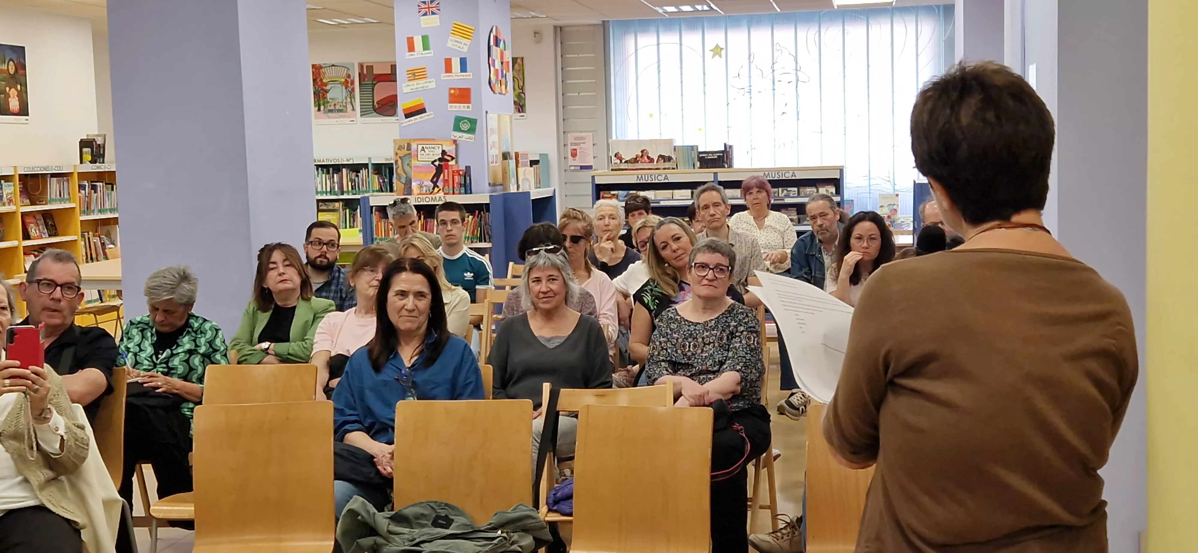 Luna Miguel en la Biblioteca Durán Gudiol de Huesca. Foto Myriam Martínez