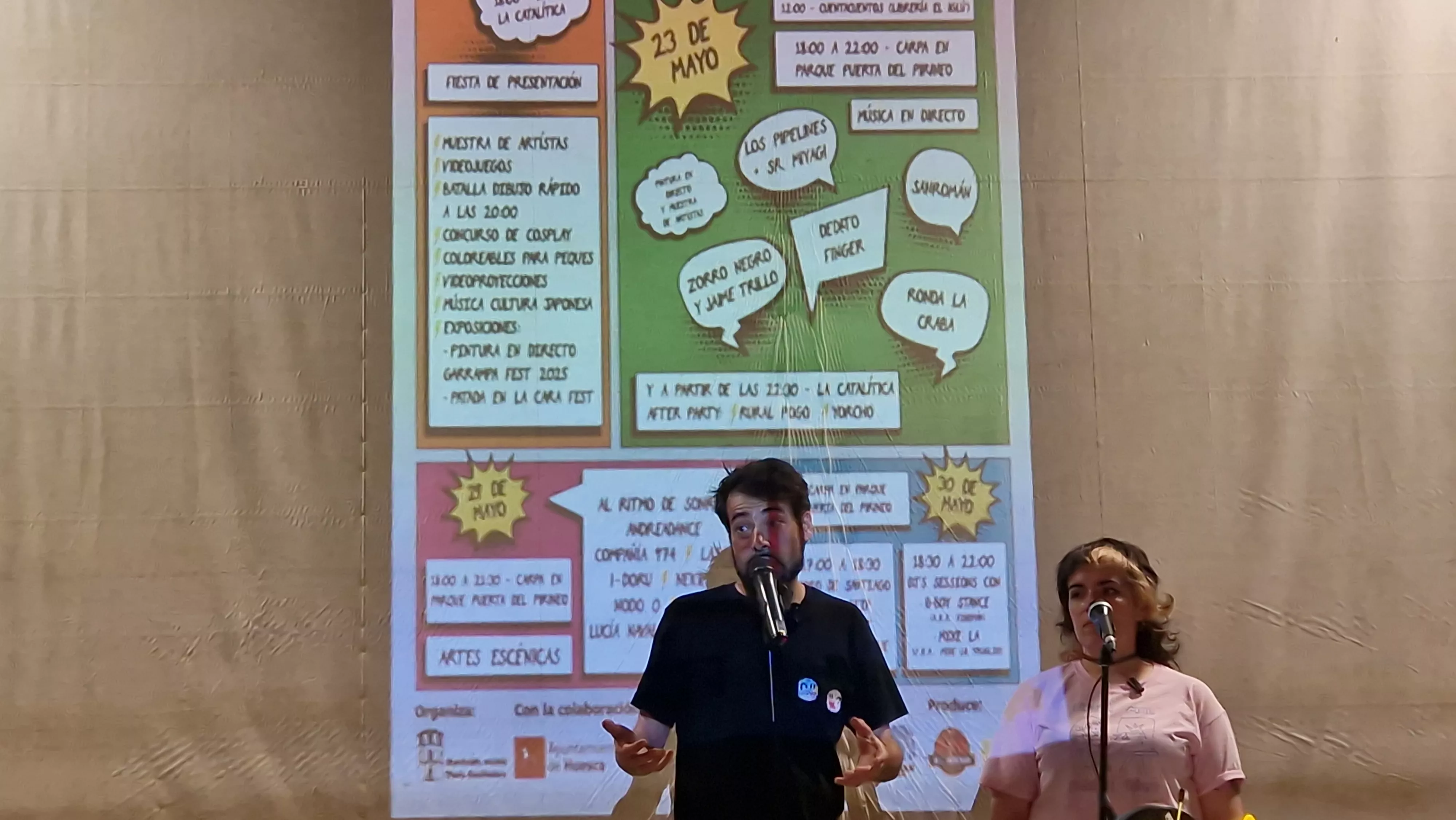 Alejandro Villacampa "Chino" y Leyre Lardiés, presentando el Garrampa Fest en la Catalítica. Foto Myriam Martínez