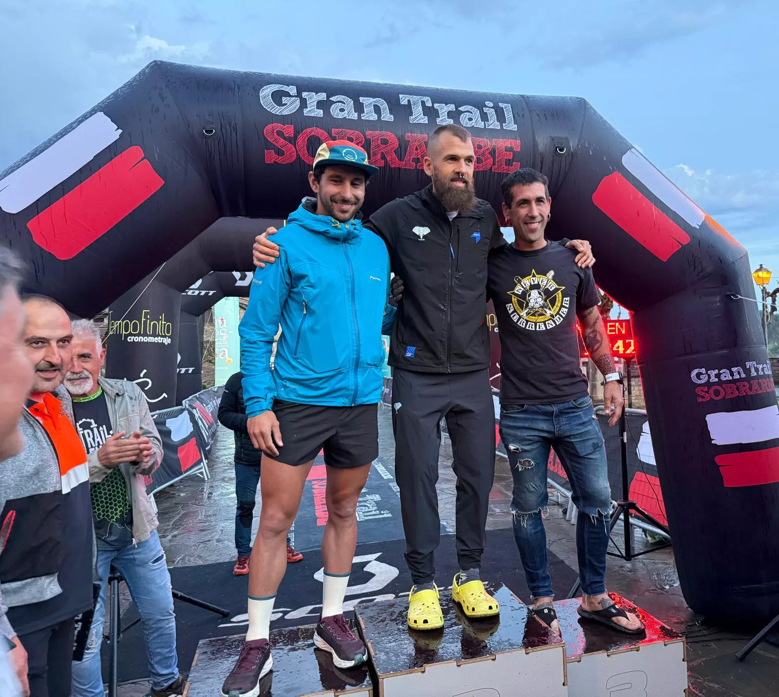 Podium absoluta masculina Gran Trail