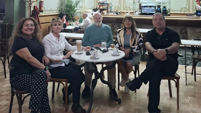 El matrimonio de Iquique con Javier Monsón y miembros de Cuna de San Lorenzo en el Casino