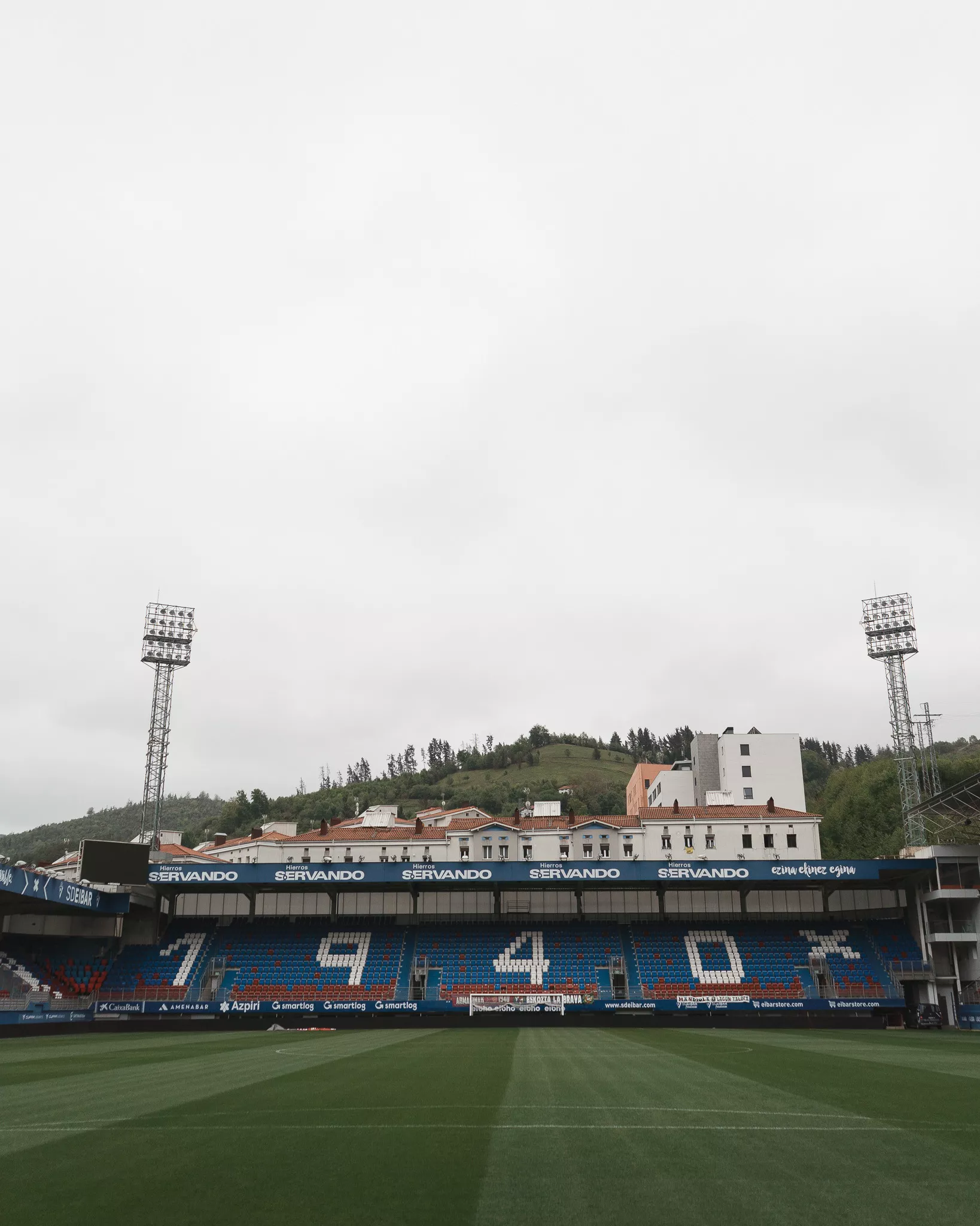 Ipurúa, escenario del partido de este domingo del Huesca. Estas son las alineaciones del Eibar-Huesca: once continuista de Oltra. Foto: SD Huesca