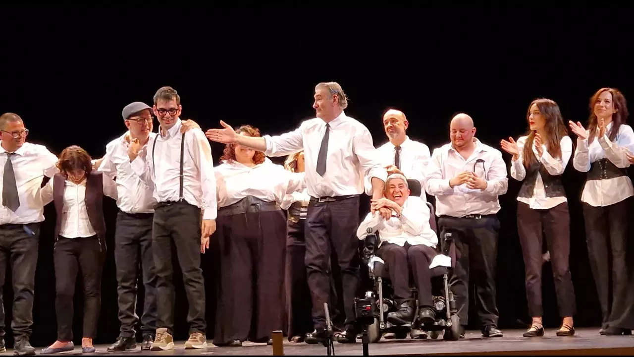 Éxito de 'Instrucciones para montar un cabaret', en Diversario